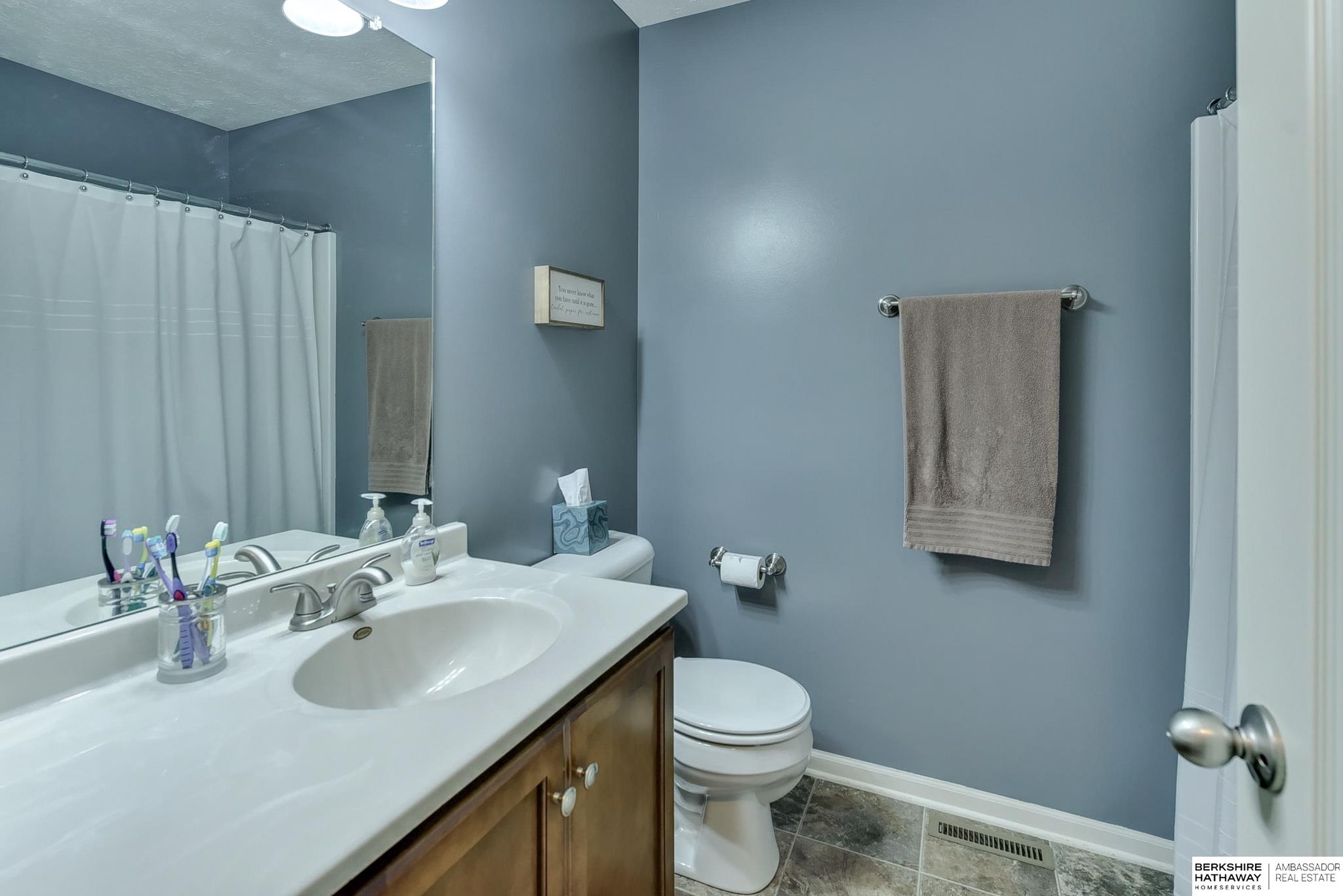 Bennington, Nebraska 68007, United States, 4 Bedrooms Bedrooms, ,3 BathroomsBathrooms,Residential,Active,129783