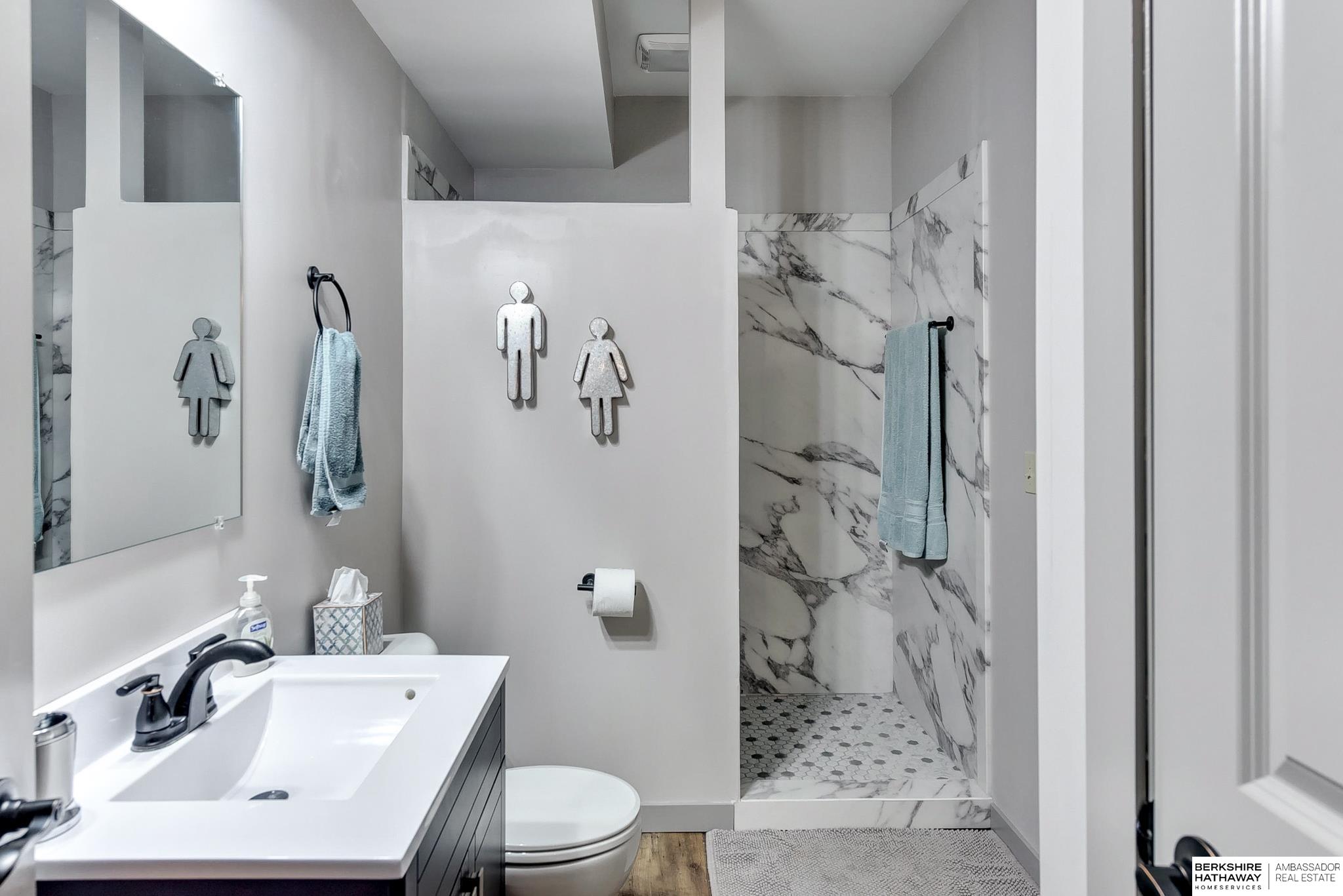 Bennington, Nebraska 68007, United States, 4 Bedrooms Bedrooms, ,3 BathroomsBathrooms,Residential,Active,129783