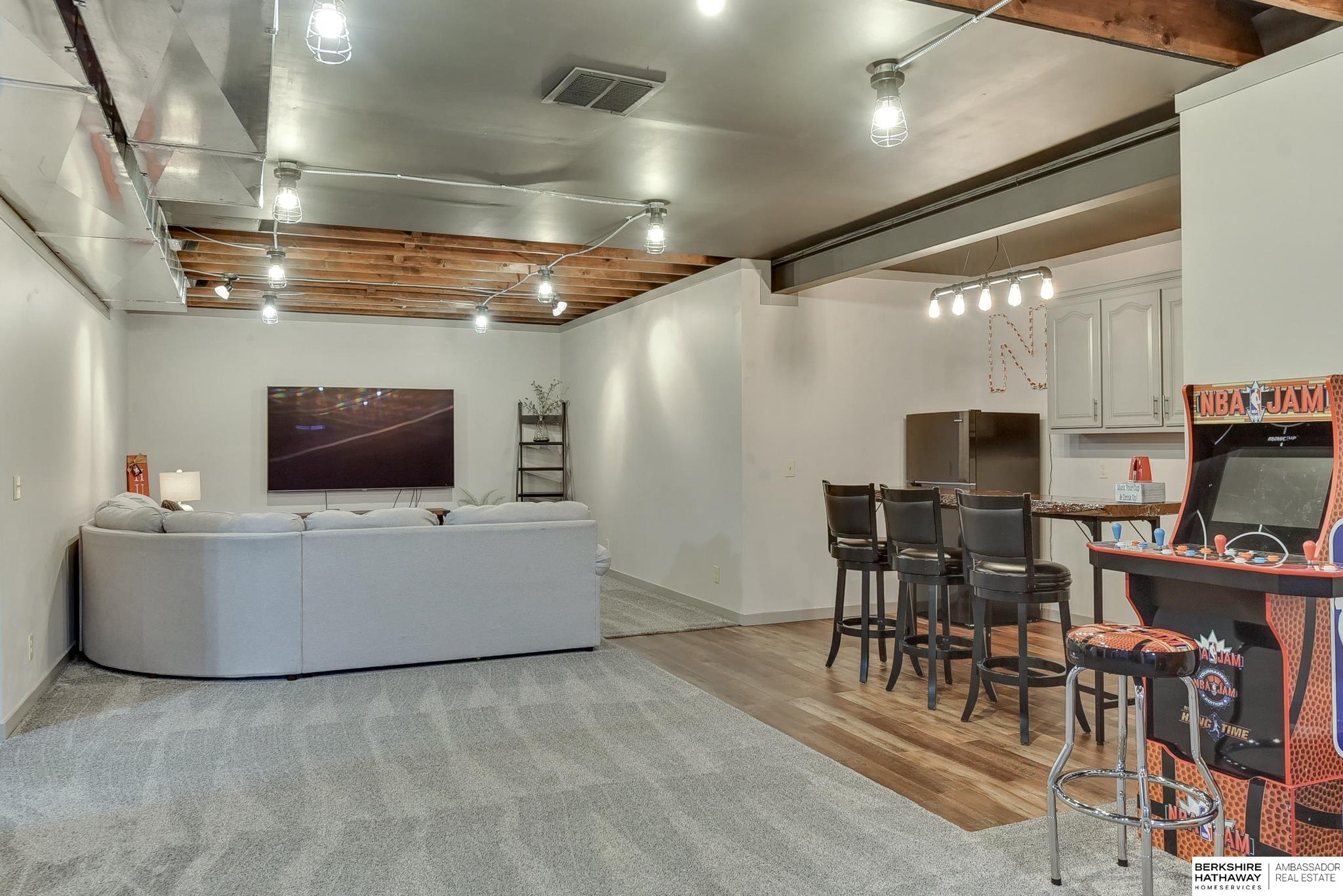 Bennington, Nebraska 68007, United States, 4 Bedrooms Bedrooms, ,3 BathroomsBathrooms,Residential,Active,129783