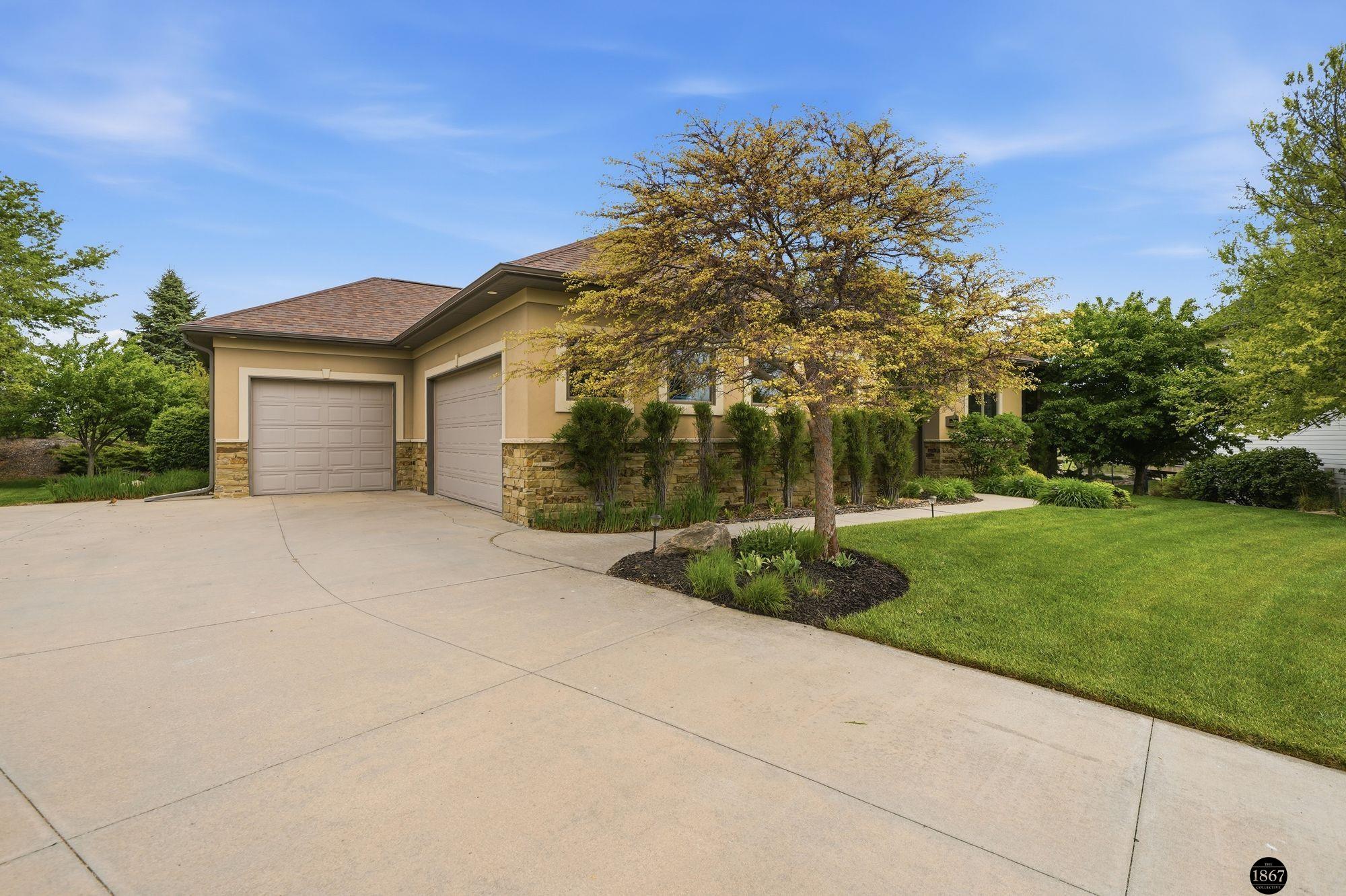 9650 Cotswold Lane