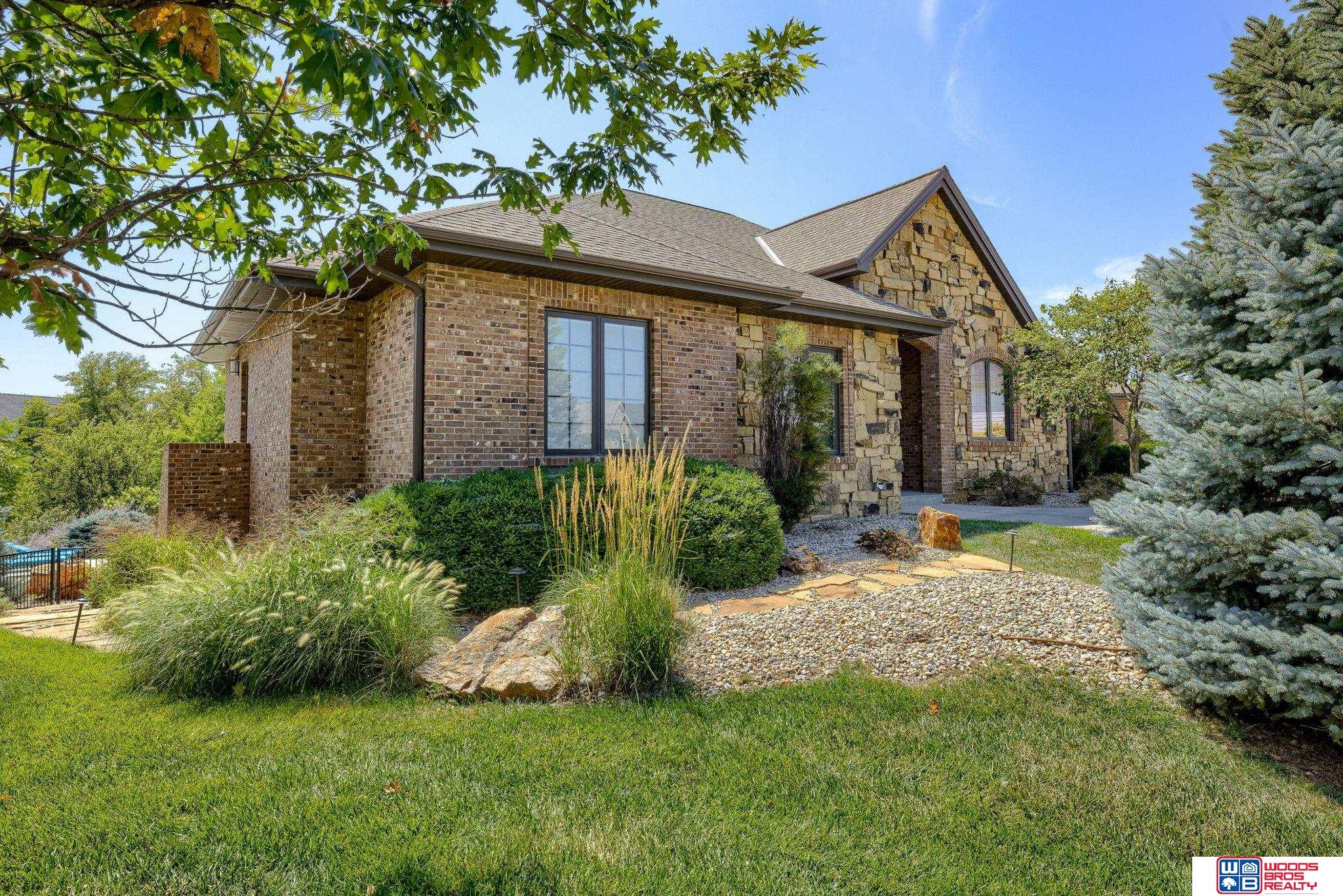 7321 S 96th Court