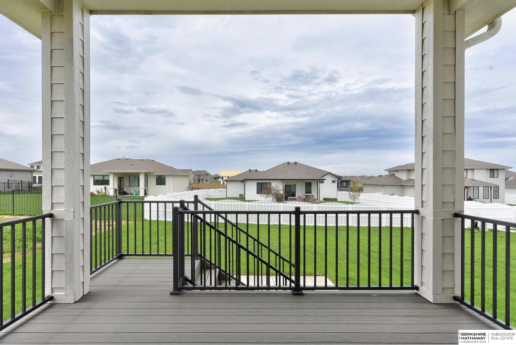 Omaha, Nebraska 68022, United States, 4 Bedrooms Bedrooms, ,3 BathroomsBathrooms,Residential,Active,191954