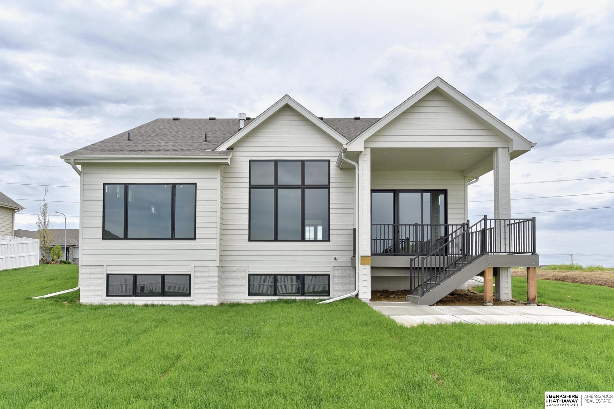 Omaha, Nebraska 68022, United States, 4 Bedrooms Bedrooms, ,3 BathroomsBathrooms,Residential,Active,191954