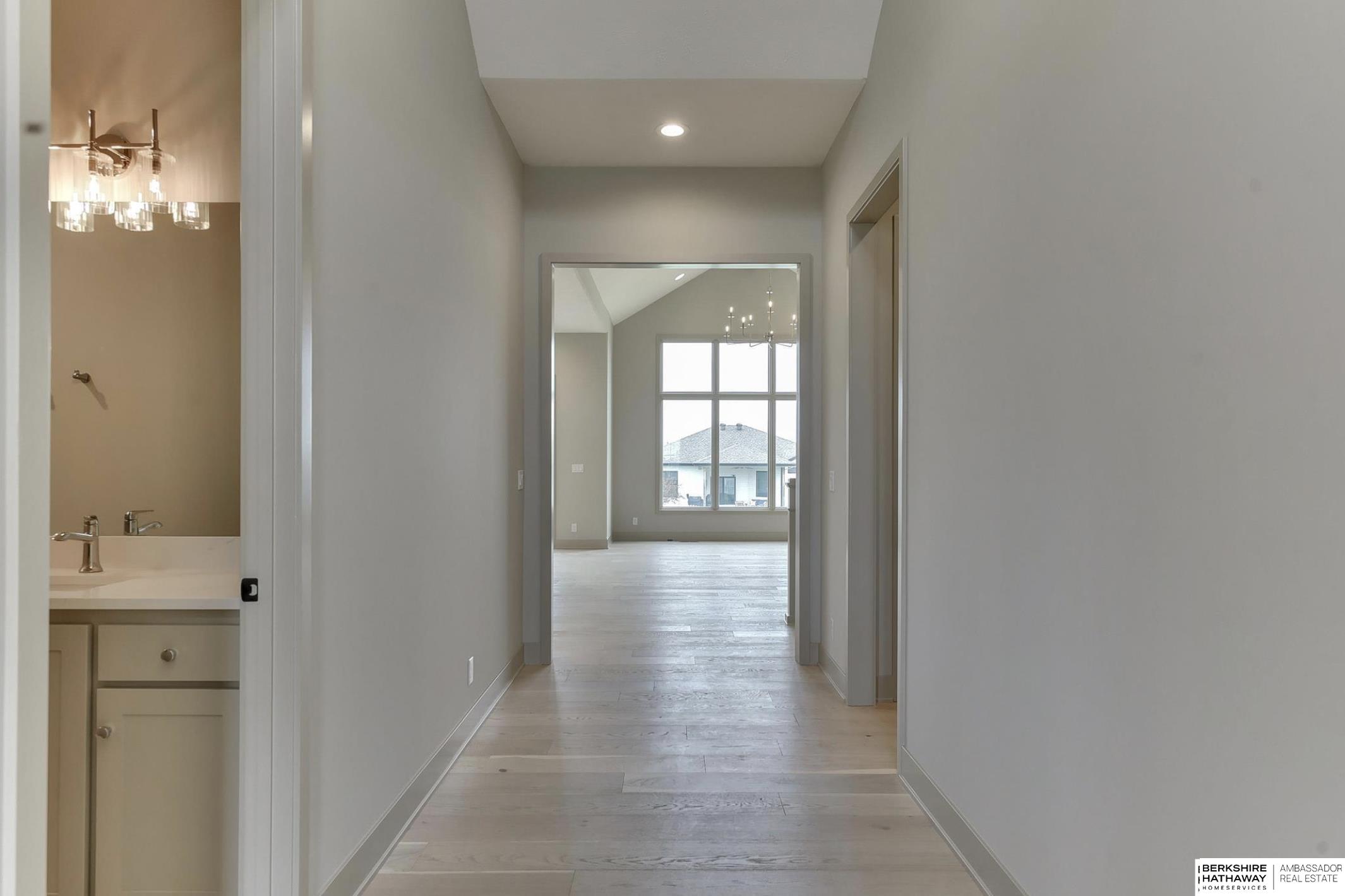 Omaha, Nebraska 68022, United States, 4 Bedrooms Bedrooms, ,3 BathroomsBathrooms,Residential,Active,191954