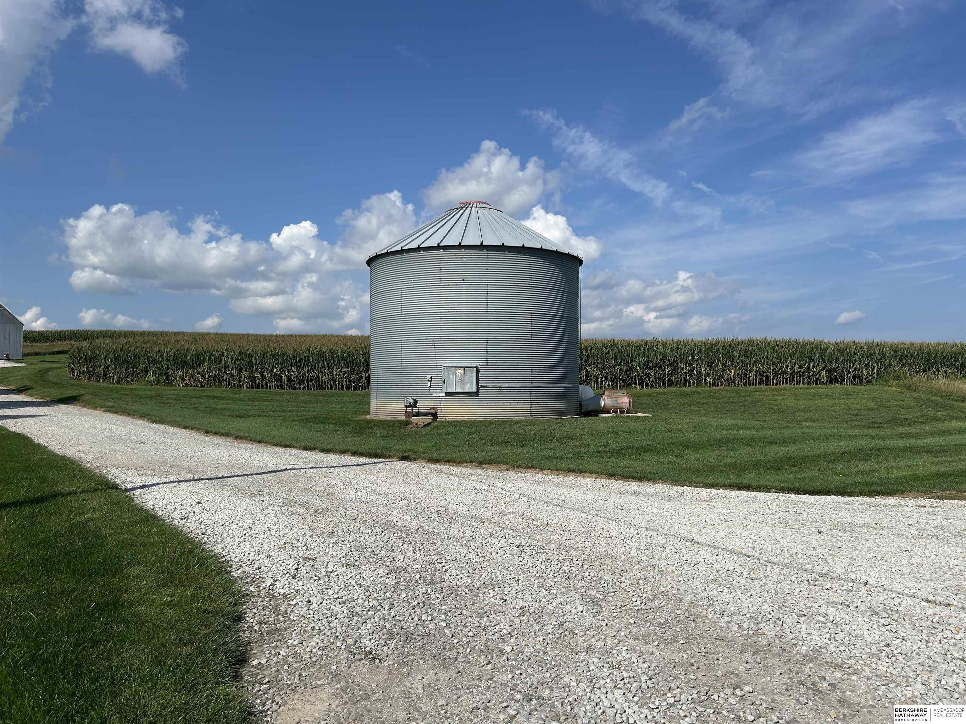 Emerson, Iowa 51533, United States, 3 Bedrooms Bedrooms, ,2 BathroomsBathrooms,Residential,Active,191189