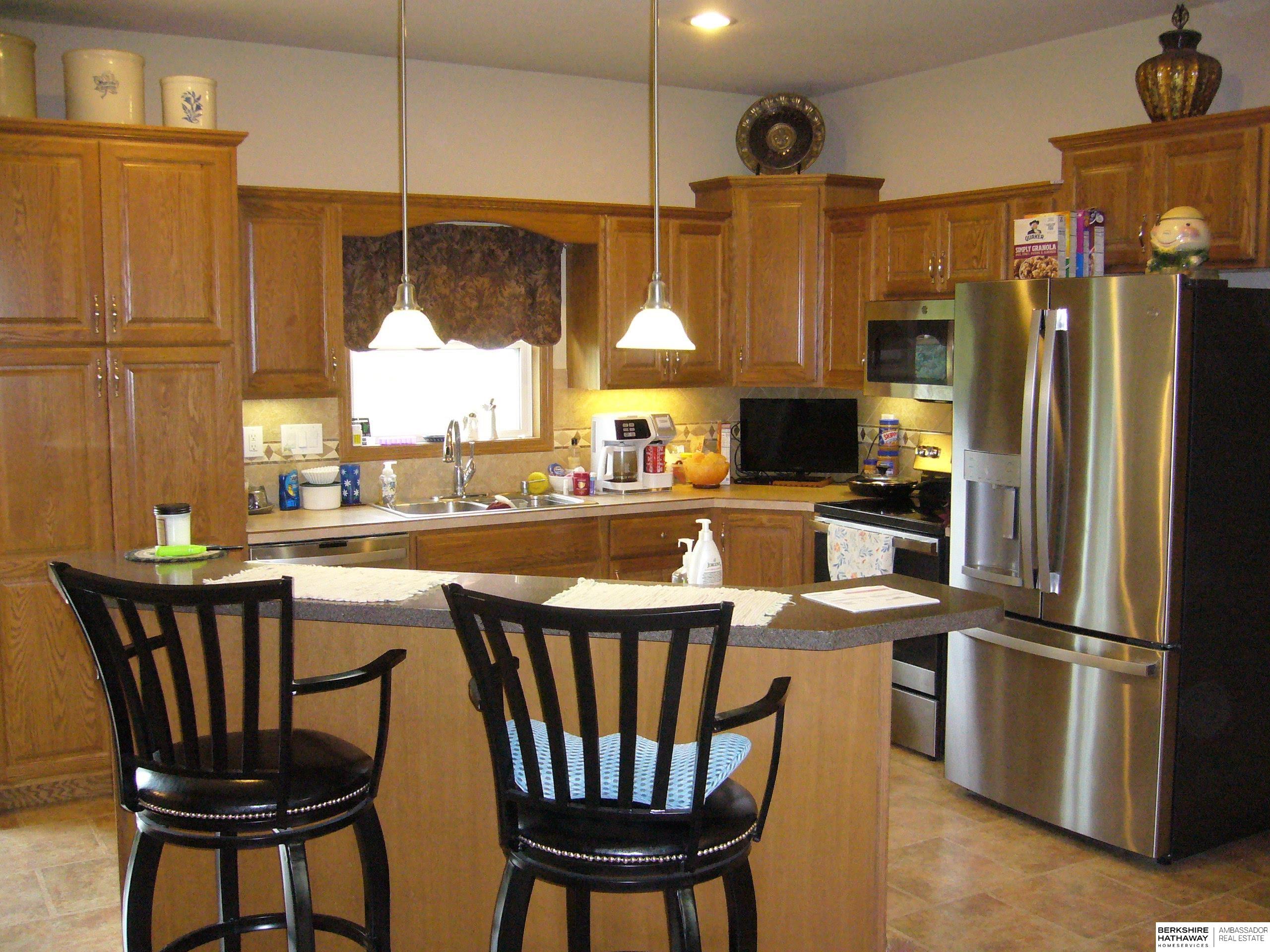 Emerson, Iowa 51533, United States, 3 Bedrooms Bedrooms, ,2 BathroomsBathrooms,Residential,Active,191189