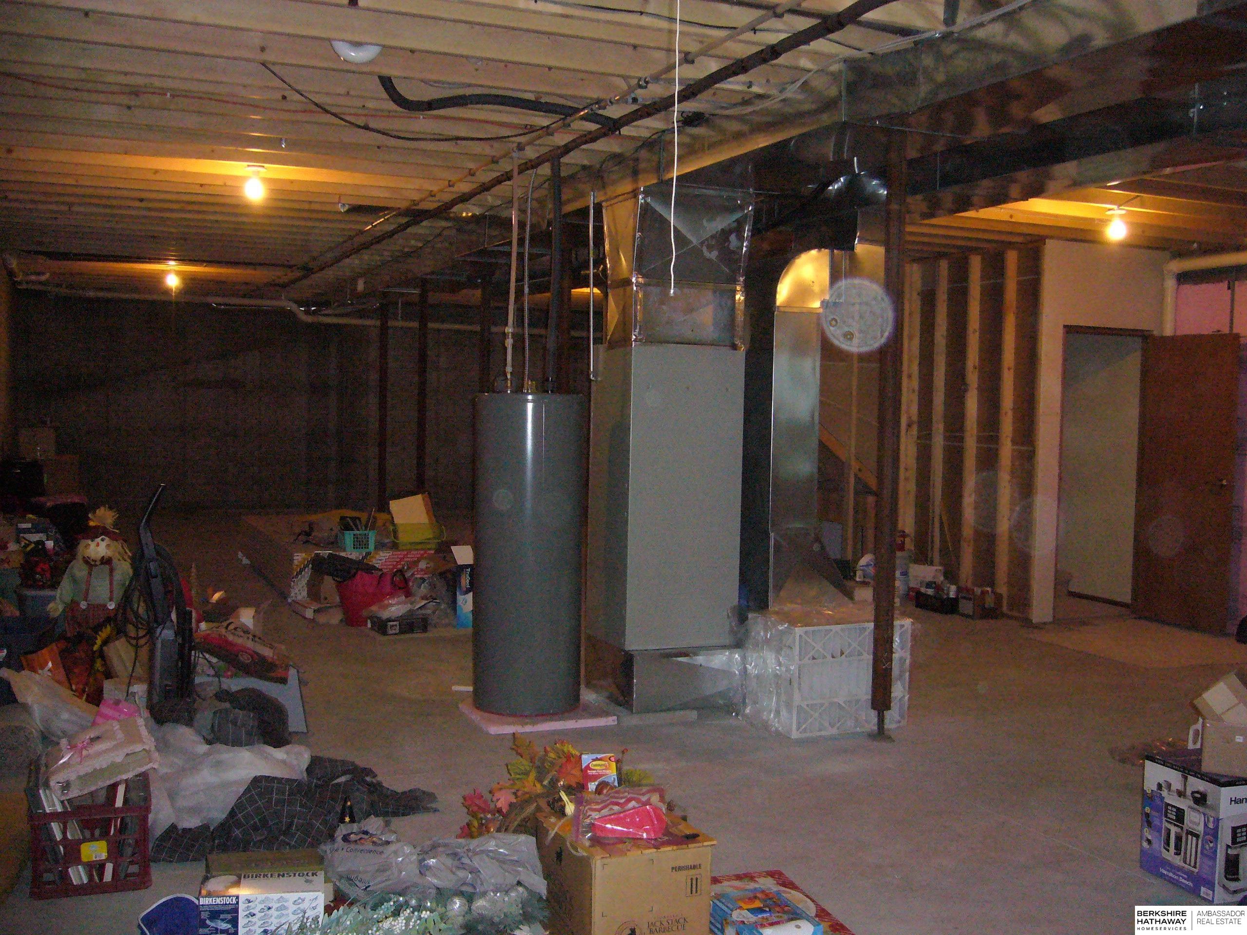 Emerson, Iowa 51533, United States, 3 Bedrooms Bedrooms, ,2 BathroomsBathrooms,Residential,Active,191189