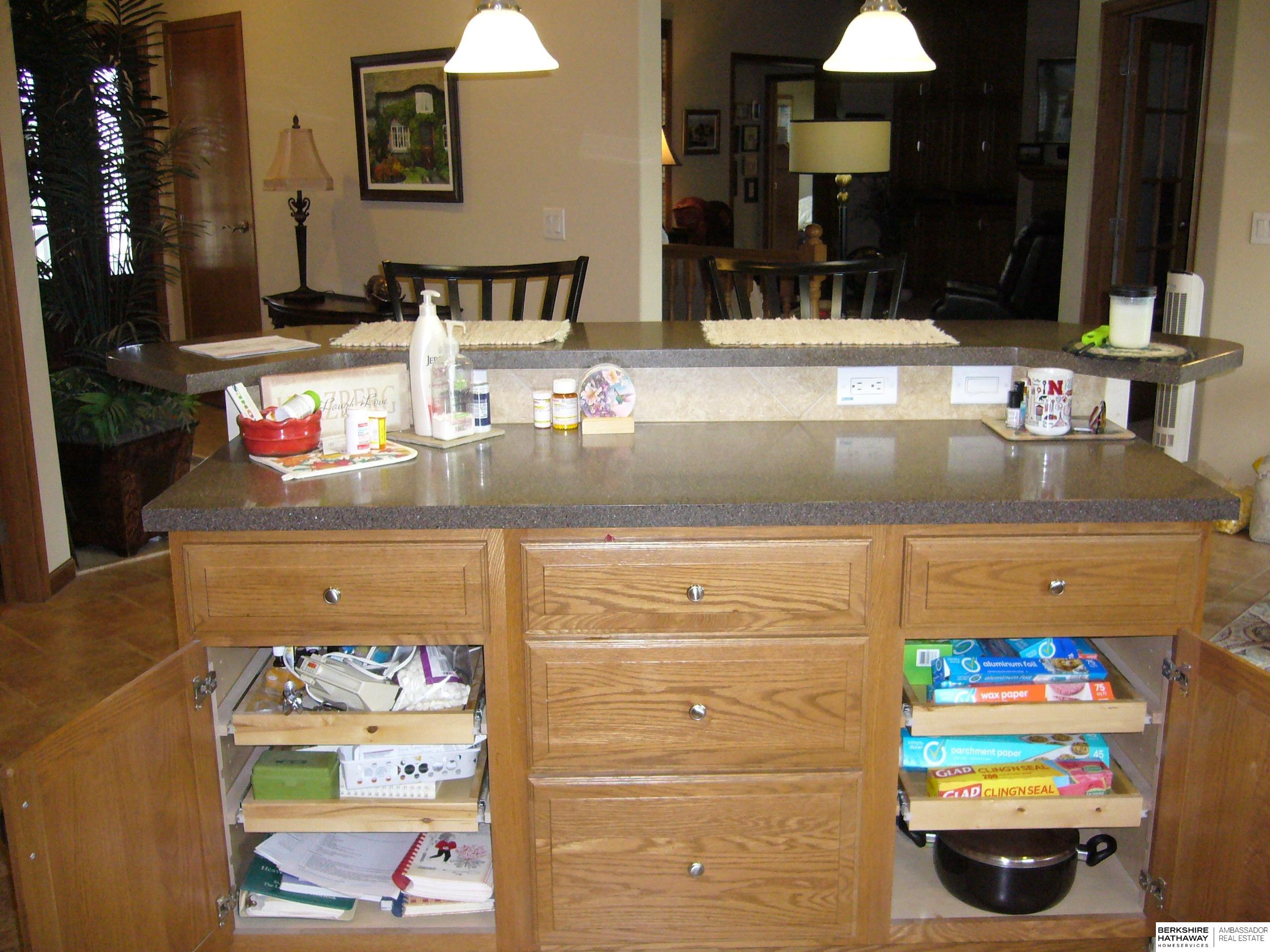 Emerson, Iowa 51533, United States, 3 Bedrooms Bedrooms, ,2 BathroomsBathrooms,Residential,Active,191189