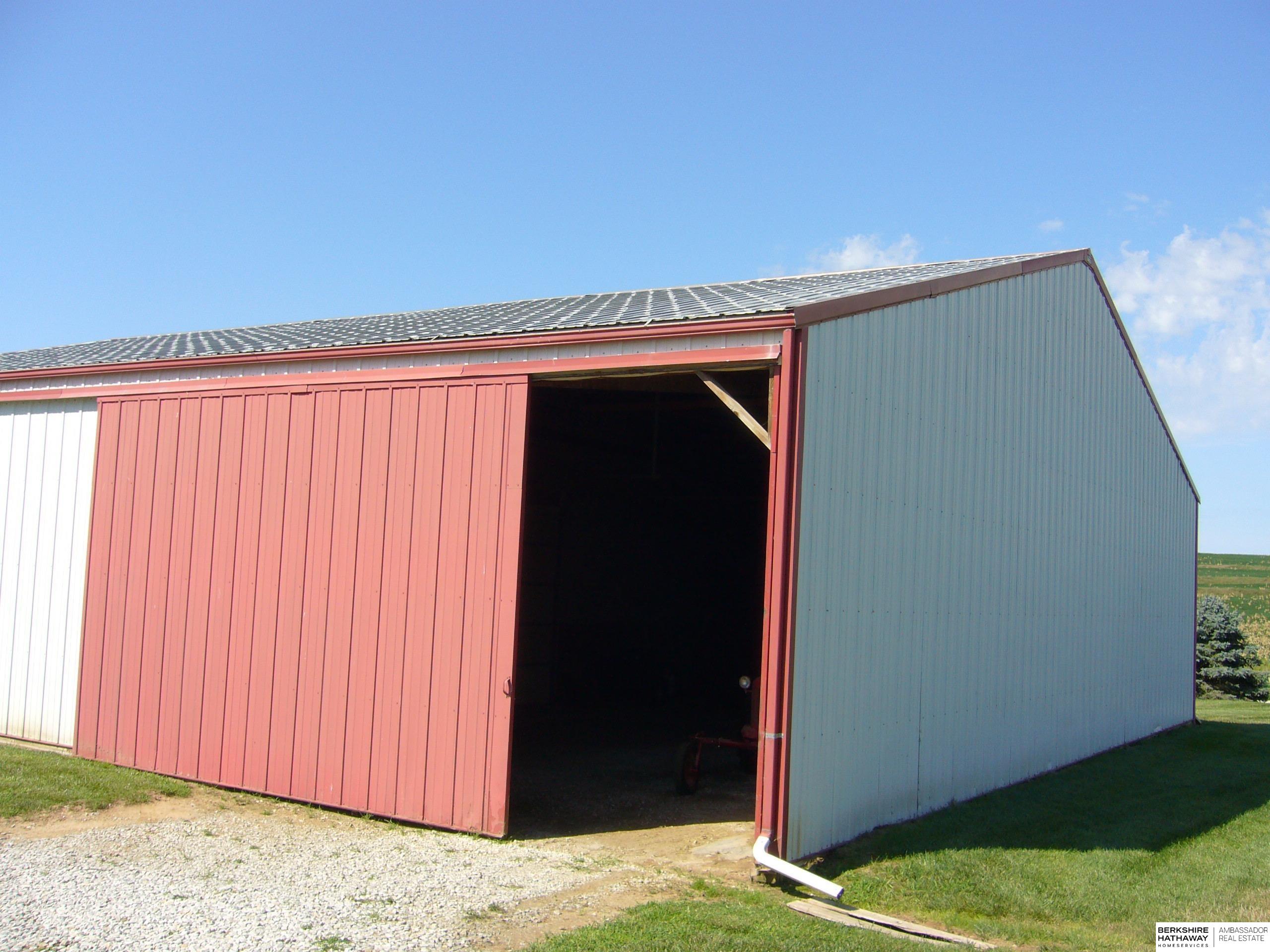 Emerson, Iowa 51533, United States, 3 Bedrooms Bedrooms, ,2 BathroomsBathrooms,Residential,Active,191189