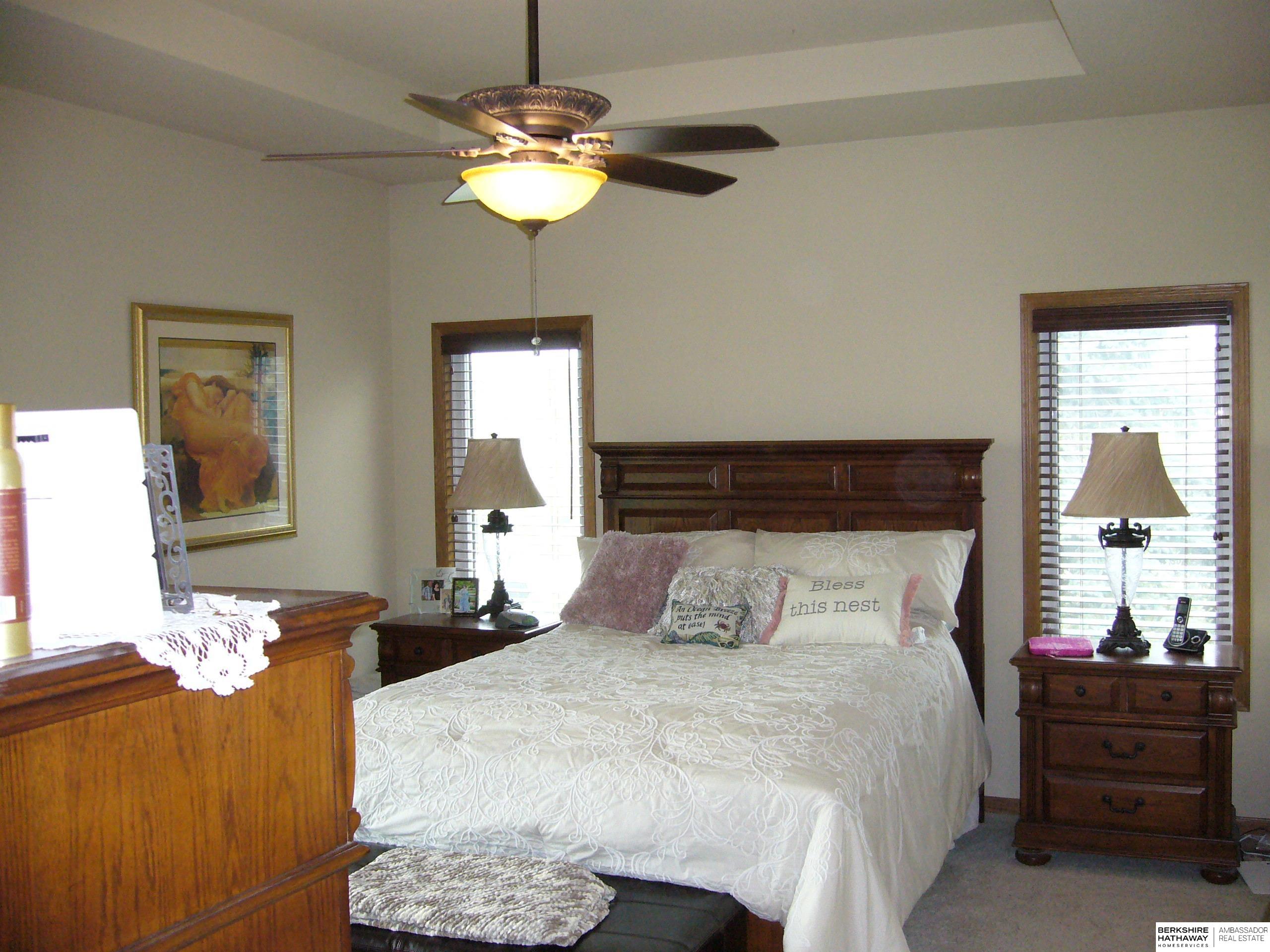 Emerson, Iowa 51533, United States, 3 Bedrooms Bedrooms, ,2 BathroomsBathrooms,Residential,Active,191189