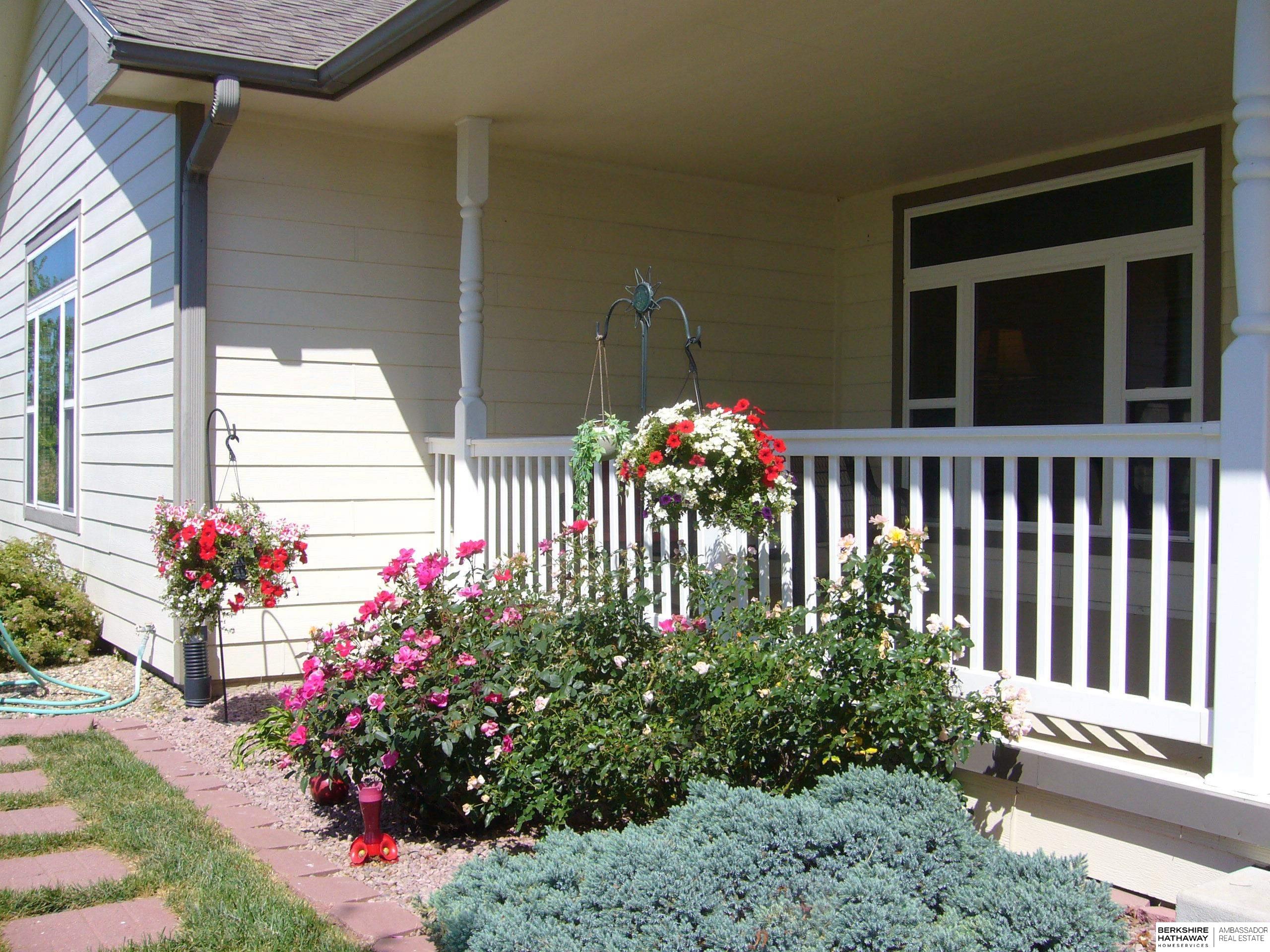 Emerson, Iowa 51533, United States, 3 Bedrooms Bedrooms, ,2 BathroomsBathrooms,Residential,Active,191189