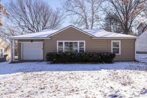 Photo of 368 S 47th Street, Lincoln, NE 68510 (MLS # 22602775)