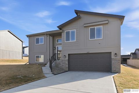 Photo of 14707 S 18th Street, Bellevue, NE 68123 (MLS # 22604316)
