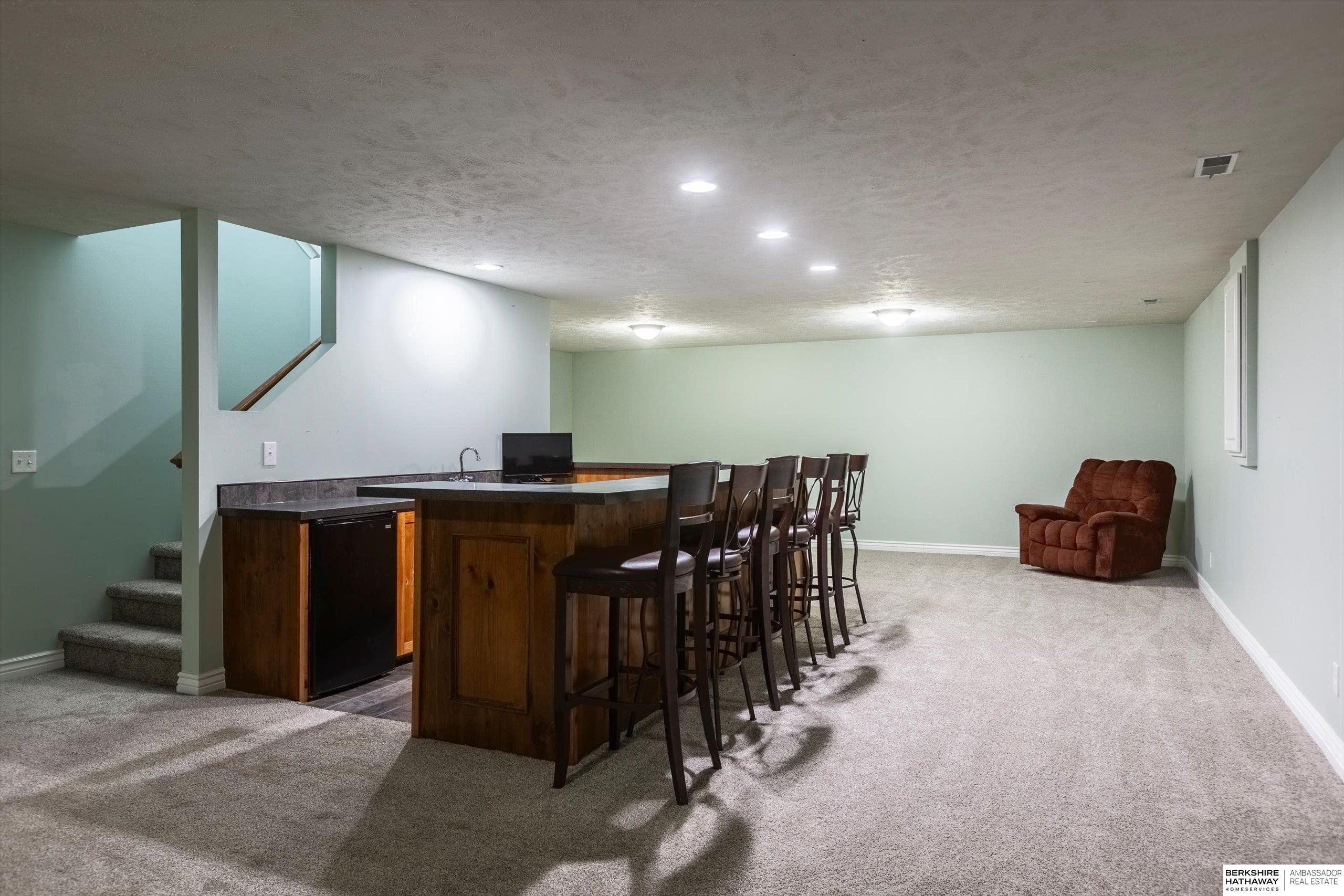 Omaha, Nebraska 68116, United States, 3 Bedrooms Bedrooms, ,3 BathroomsBathrooms,Residential,Pending,112788