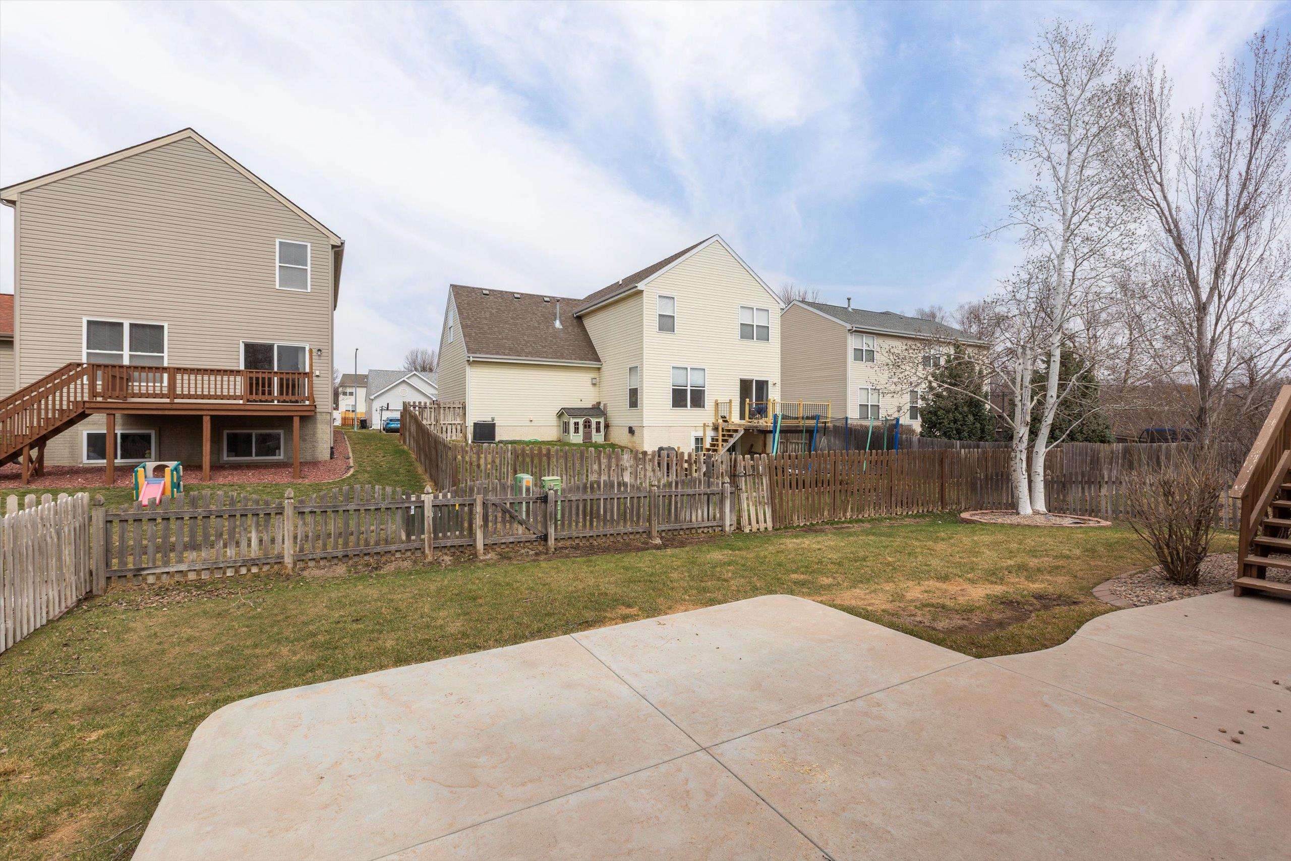 Omaha, Nebraska 68116, United States, 3 Bedrooms Bedrooms, ,3 BathroomsBathrooms,Residential,Pending,112788