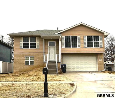 Photo of 1320 8th Avenue, Council Bluffs, IA 51501 (MLS # 22603330)