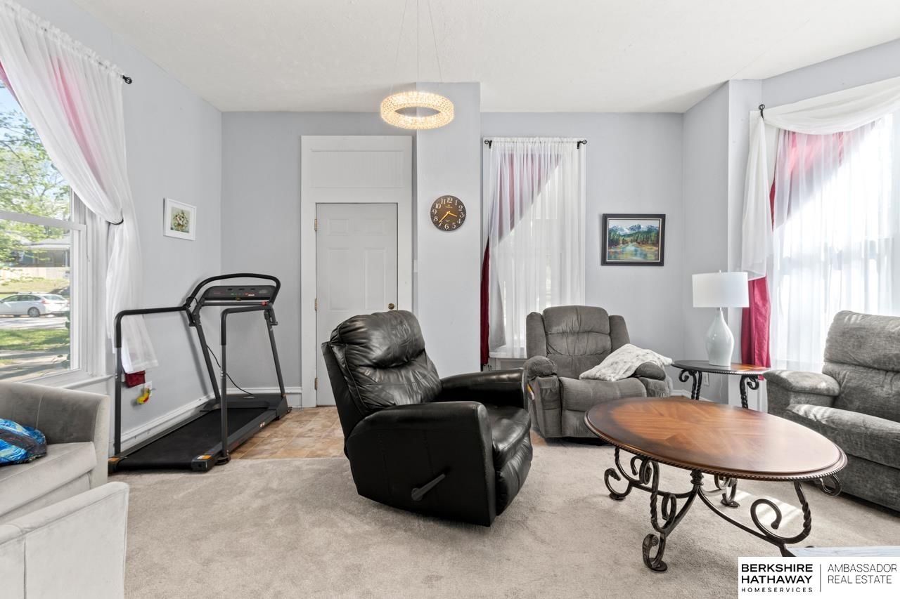 Lincoln, Nebraska 68508, United States, 2 Bedrooms Bedrooms, ,2 BathroomsBathrooms,Residential,Pending,124349