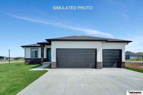 Photo of 1631 W Trout Drive, Lincoln, NE 68521 (MLS # 22602586)