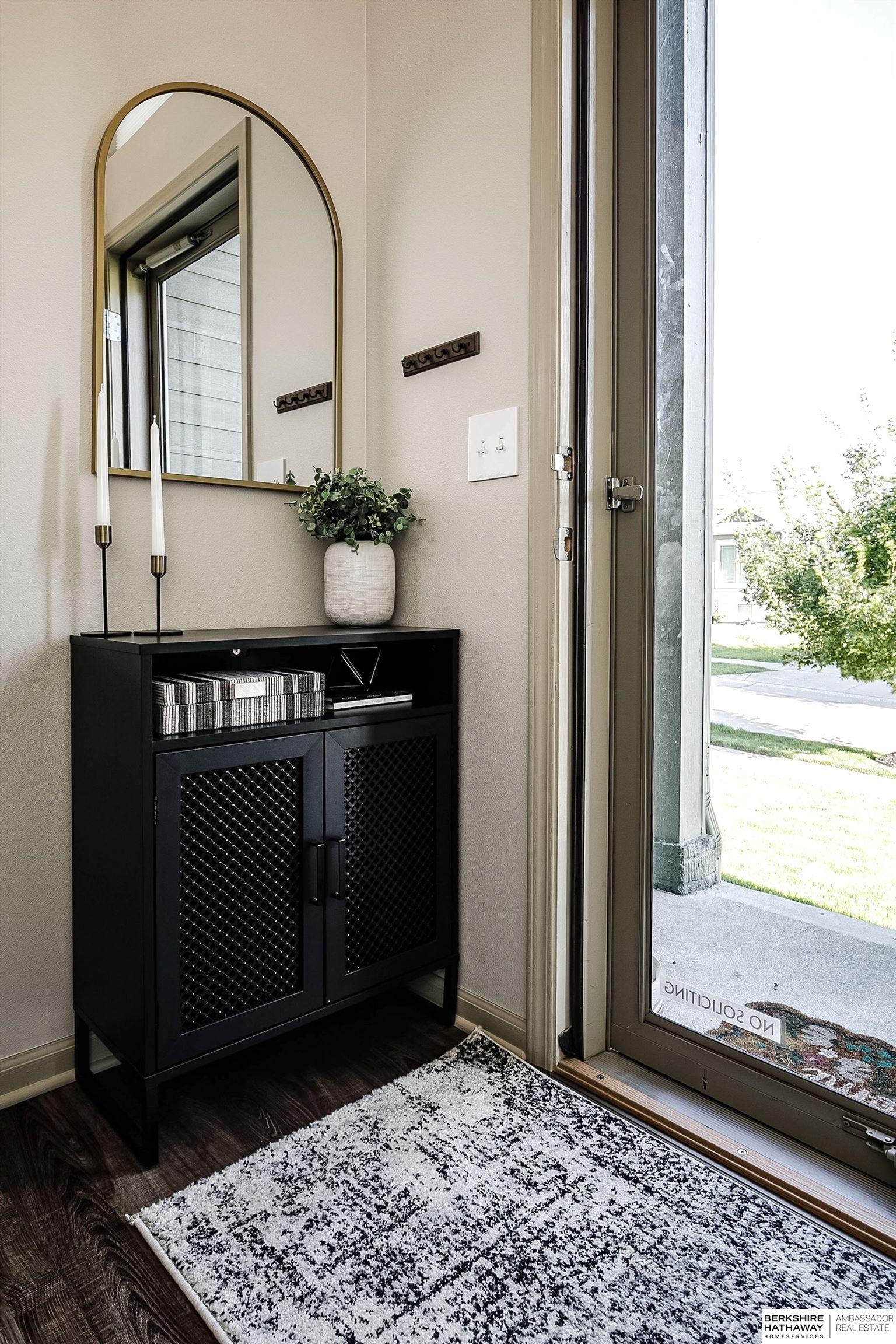 Omaha, Nebraska 68135, United States, 3 Bedrooms Bedrooms, ,2 BathroomsBathrooms,Residential,Active,191299