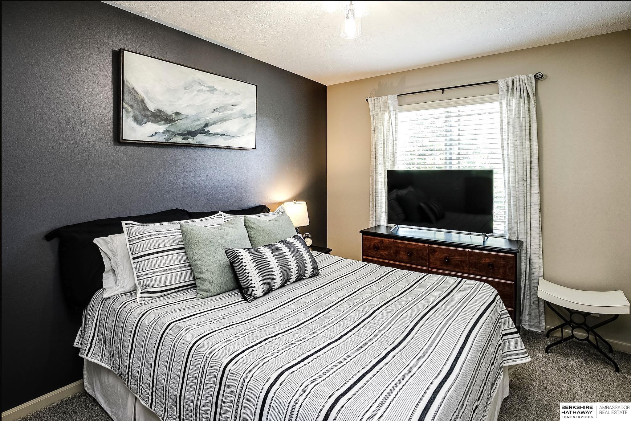 Omaha, Nebraska 68135, United States, 3 Bedrooms Bedrooms, ,2 BathroomsBathrooms,Residential,Active,191299