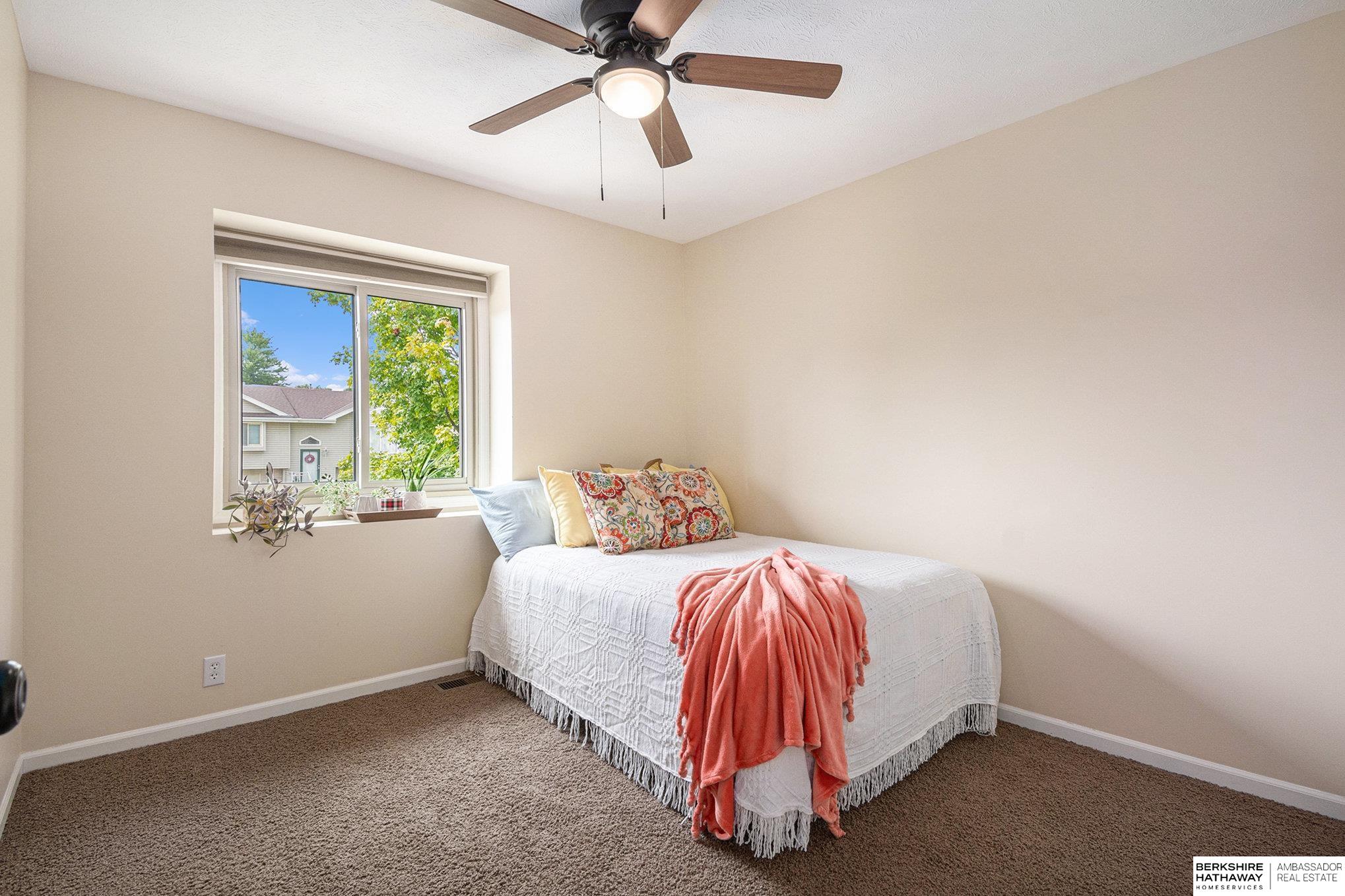 Papillion, Nebraska 68133, United States, 3 Bedrooms Bedrooms, ,2 BathroomsBathrooms,Residential,Pending,185819