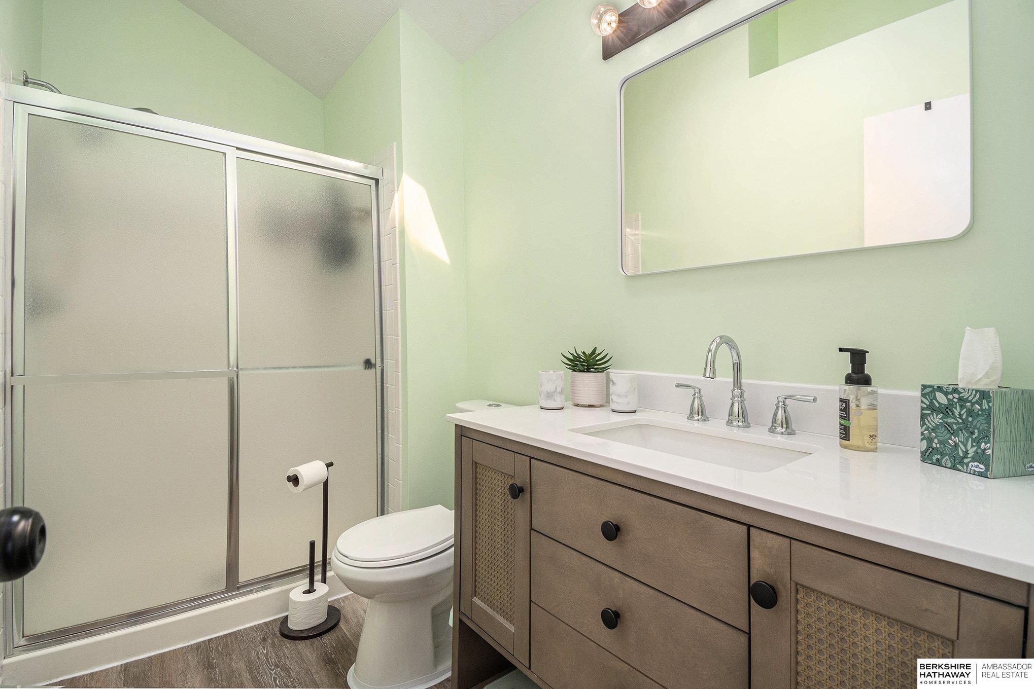 Papillion, Nebraska 68133, United States, 3 Bedrooms Bedrooms, ,2 BathroomsBathrooms,Residential,Pending,185819