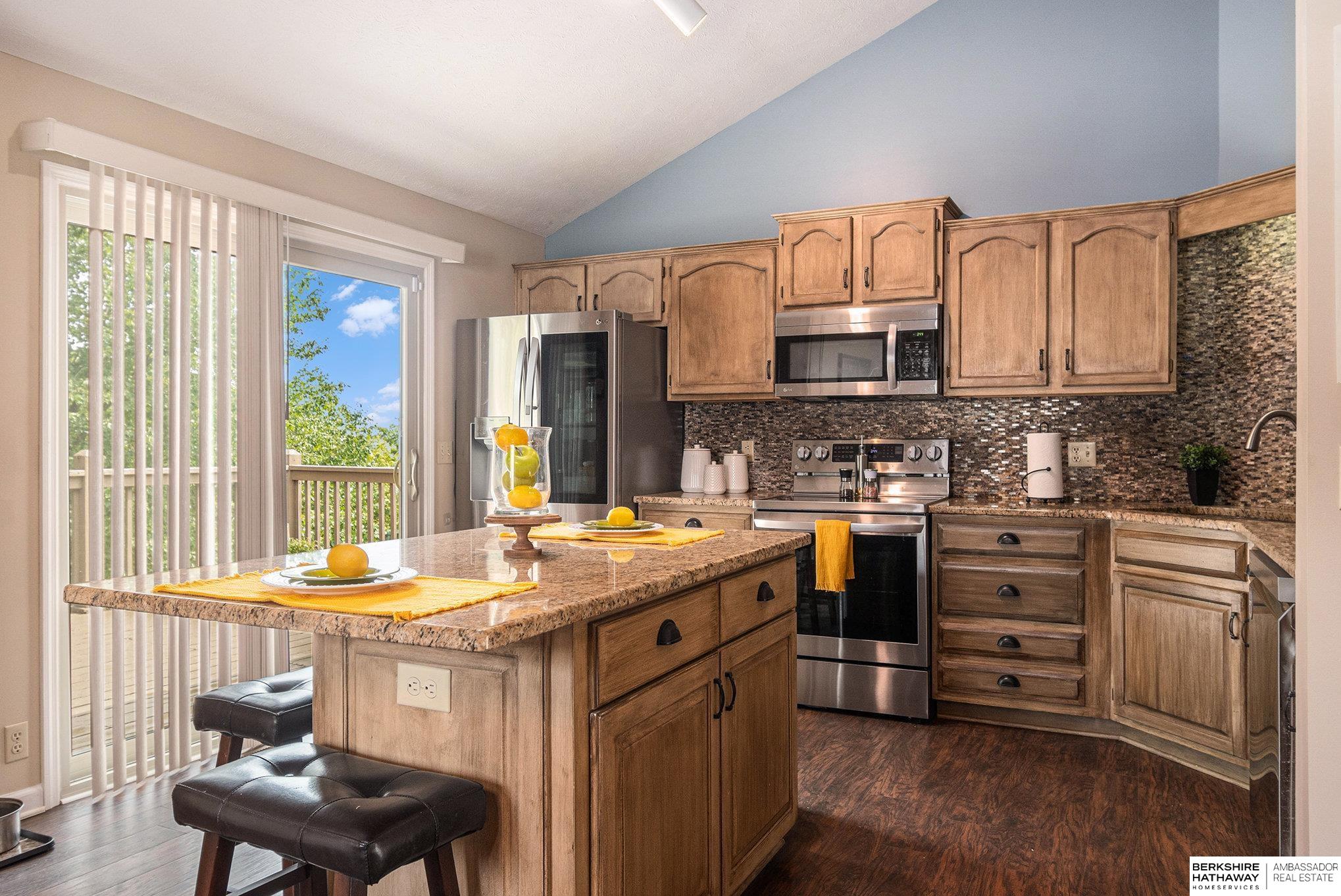 Papillion, Nebraska 68133, United States, 3 Bedrooms Bedrooms, ,2 BathroomsBathrooms,Residential,Pending,185819