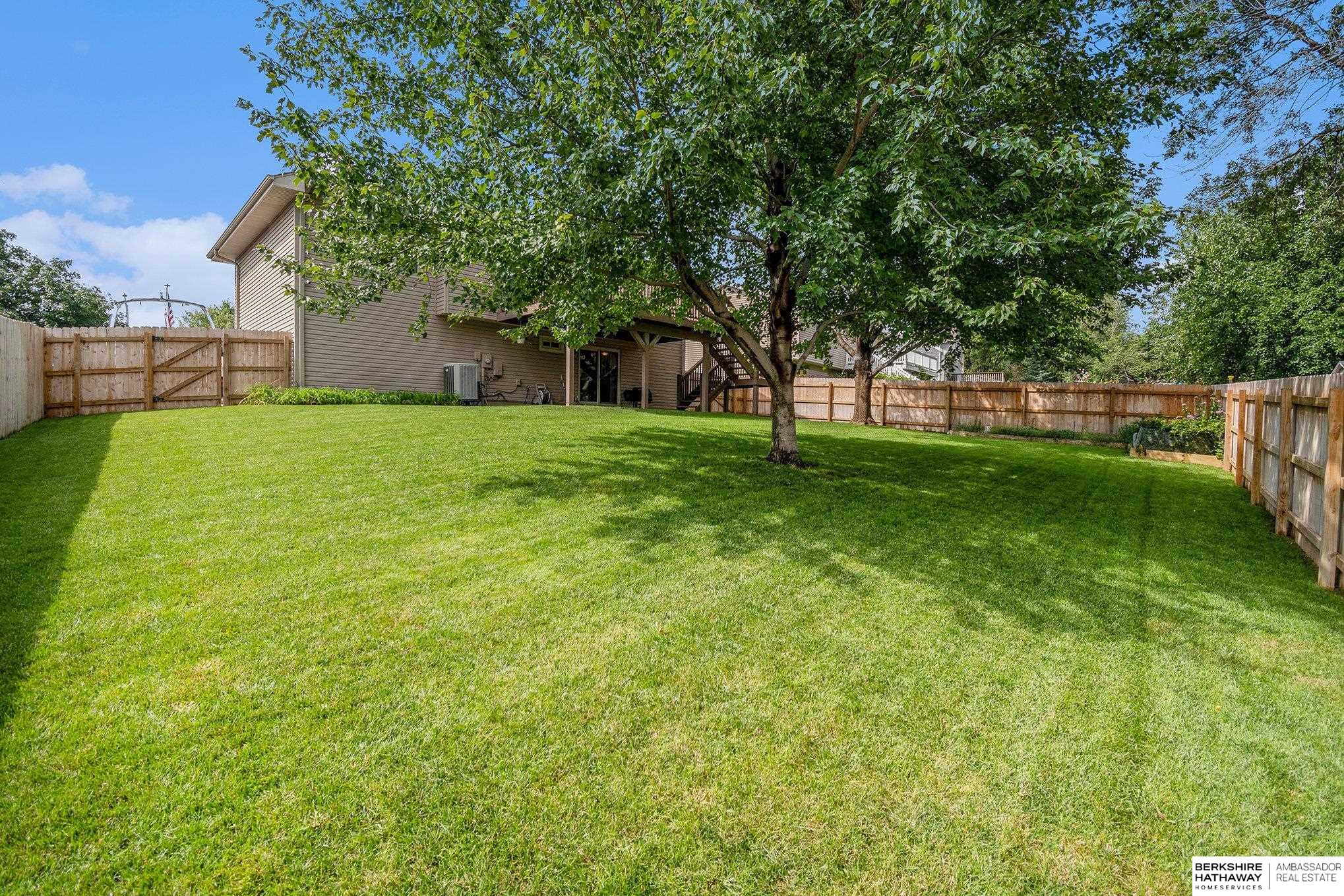 Papillion, Nebraska 68133, United States, 3 Bedrooms Bedrooms, ,2 BathroomsBathrooms,Residential,Pending,185819