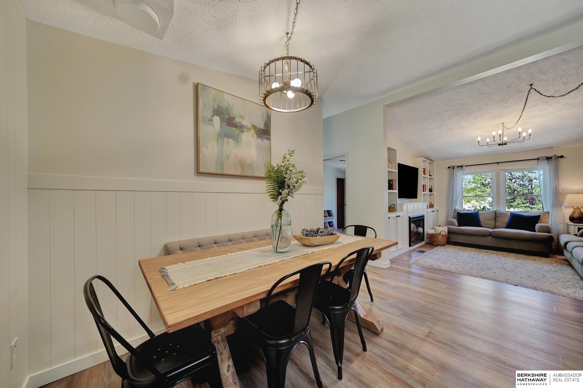 Eagle, Nebraska 68347, United States, 4 Bedrooms Bedrooms, ,2 BathroomsBathrooms,Residential,Pending,129204