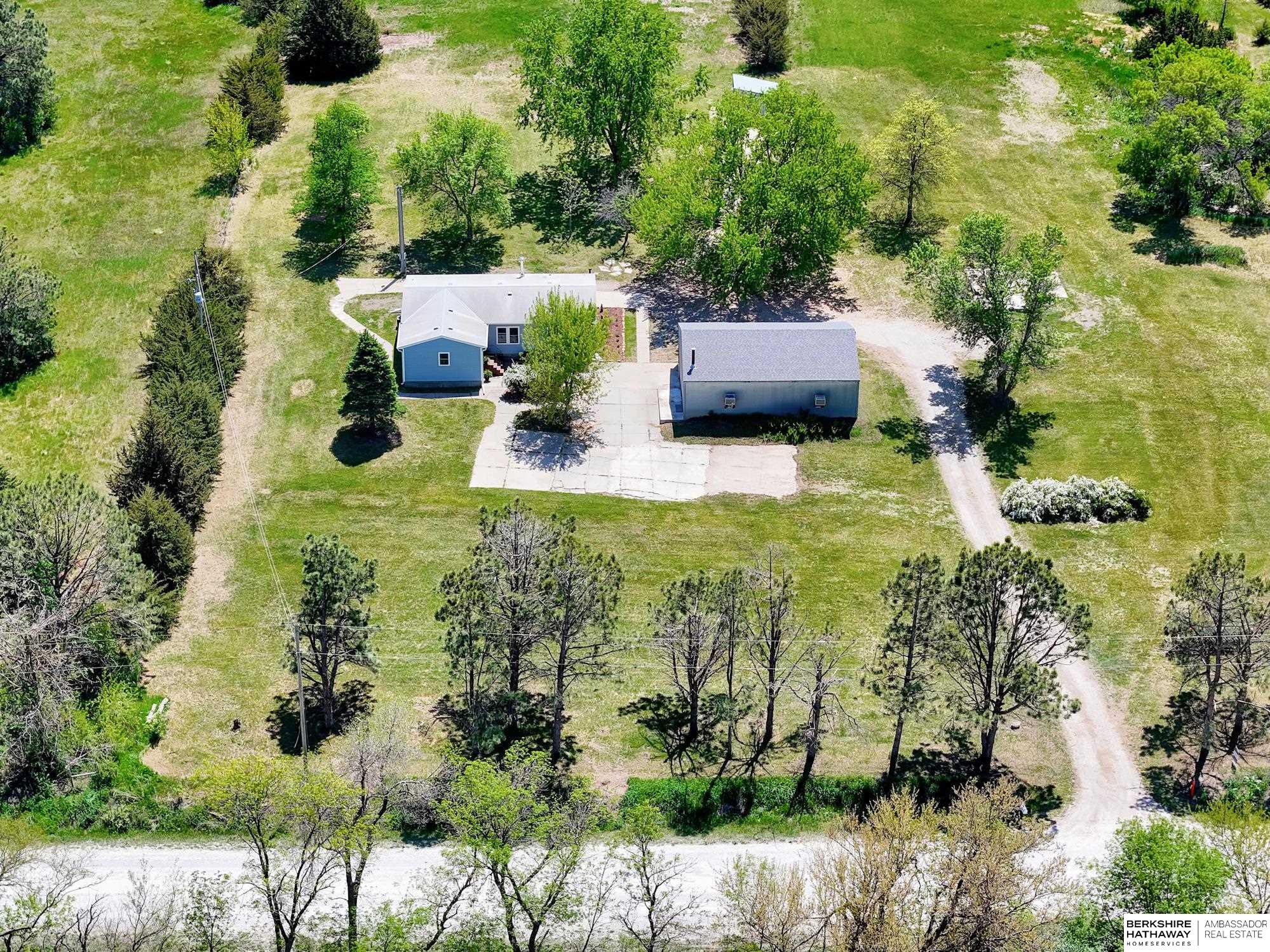 Eagle, Nebraska 68347, United States, 4 Bedrooms Bedrooms, ,2 BathroomsBathrooms,Residential,Pending,129204