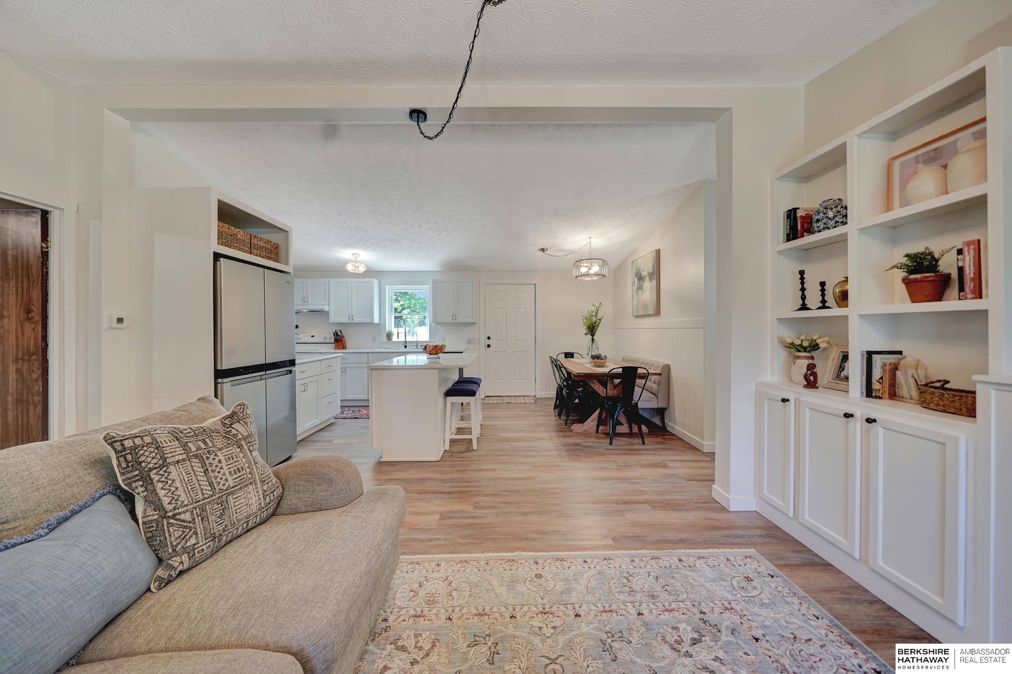 Eagle, Nebraska 68347, United States, 4 Bedrooms Bedrooms, ,2 BathroomsBathrooms,Residential,Pending,129204