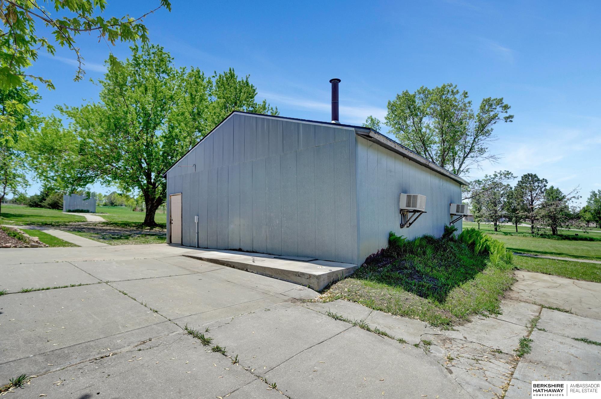 Eagle, Nebraska 68347, United States, 4 Bedrooms Bedrooms, ,2 BathroomsBathrooms,Residential,Pending,129204