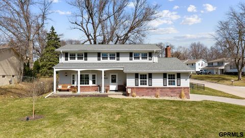 Photo of 12402 Shamrock Road, Omaha, NE 68154 (MLS # 22607508)