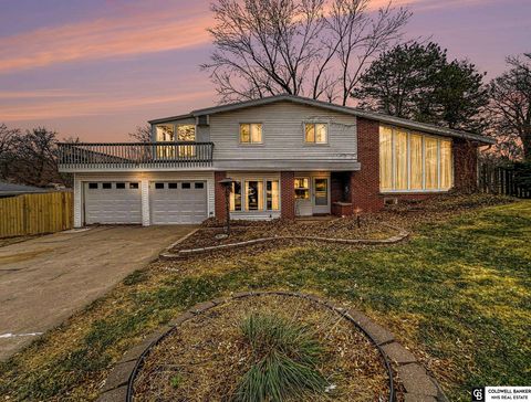 Photo of 6700 S Bermuda Drive, Lincoln, NE 68506 (MLS # 22534862)