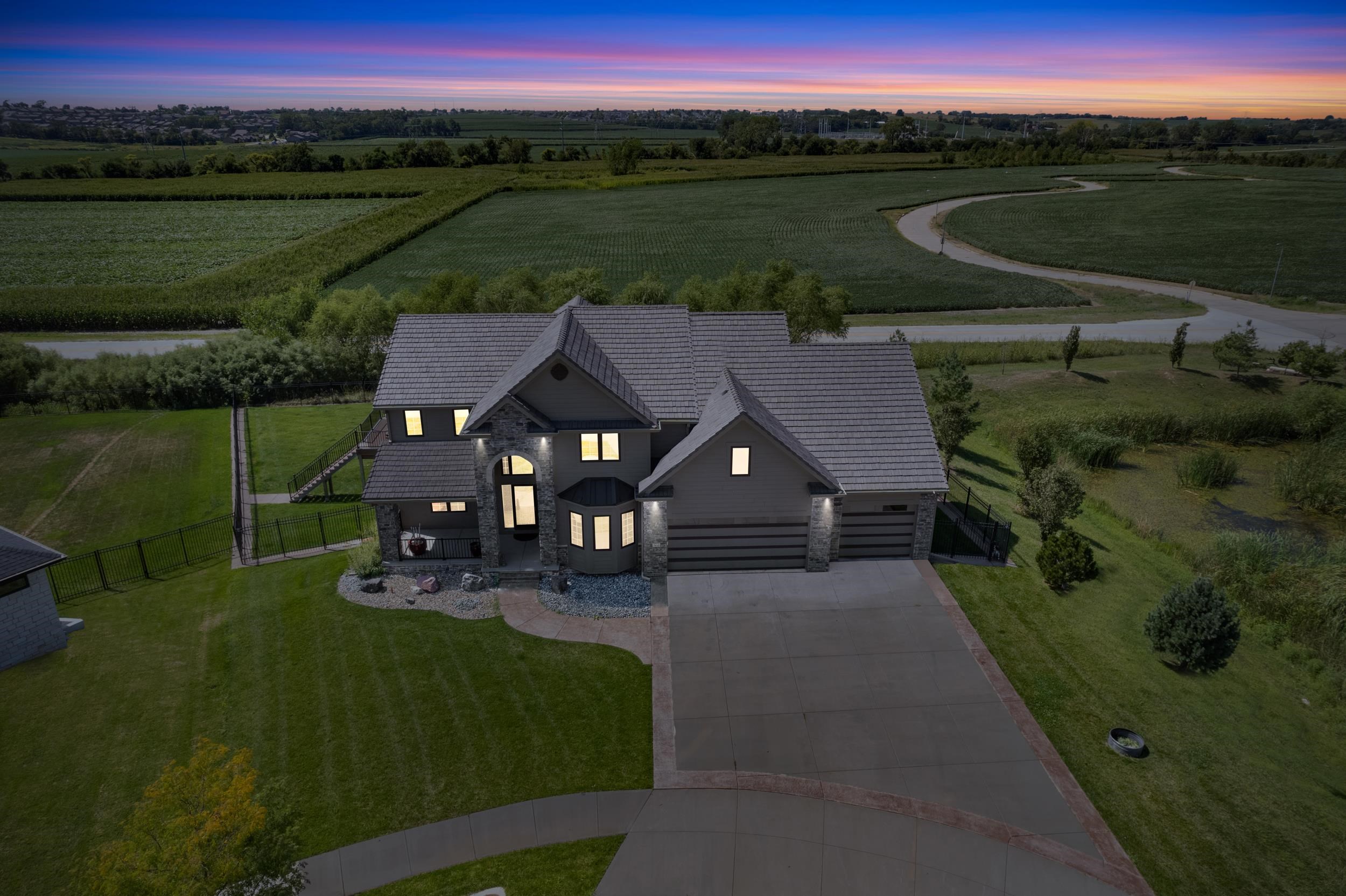 Omaha, Nebraska 68142, United States, 5 Bedrooms Bedrooms, ,5 BathroomsBathrooms,Residential,Active,177877