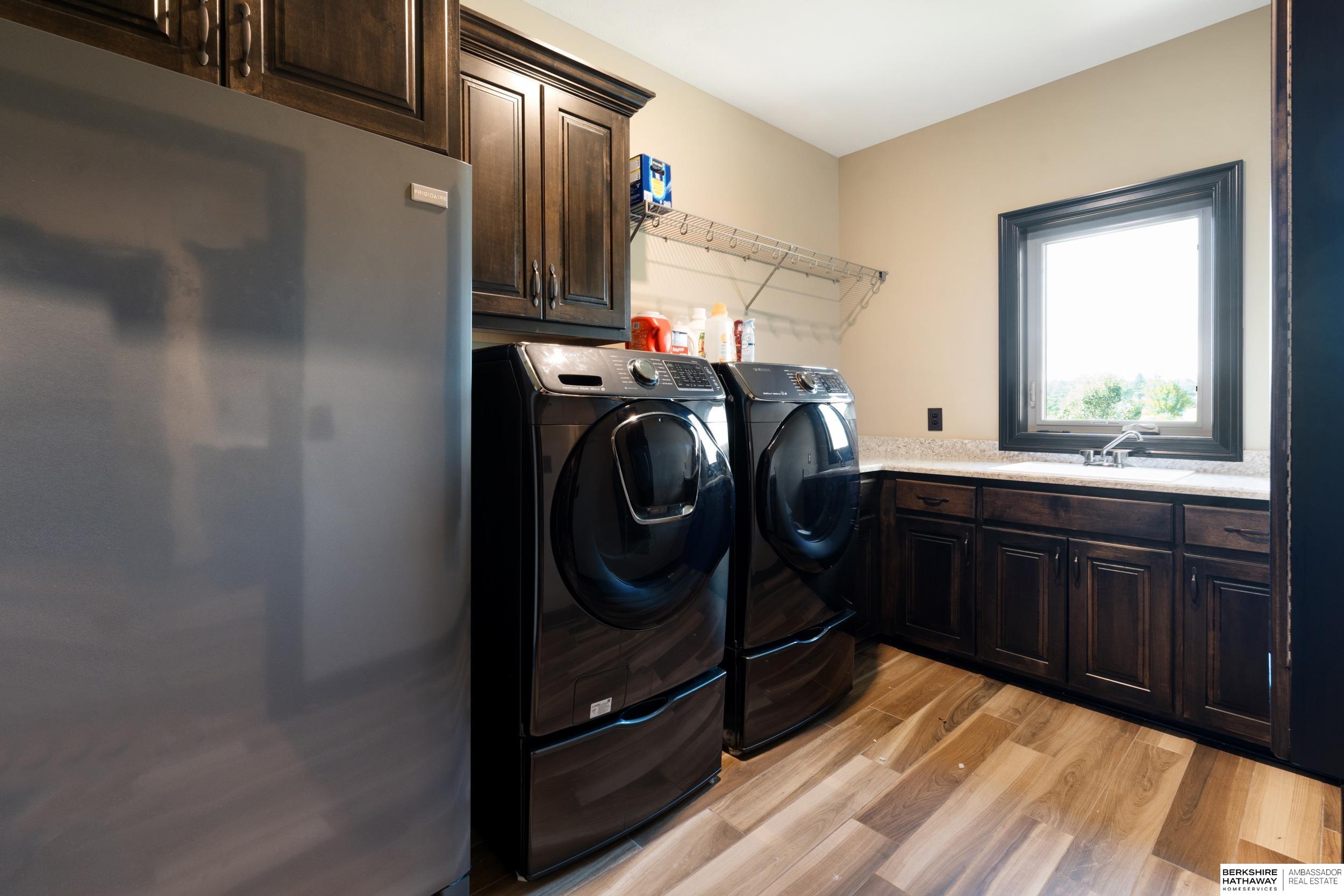 Omaha, Nebraska 68142, United States, 5 Bedrooms Bedrooms, ,5 BathroomsBathrooms,Residential,Active,177877