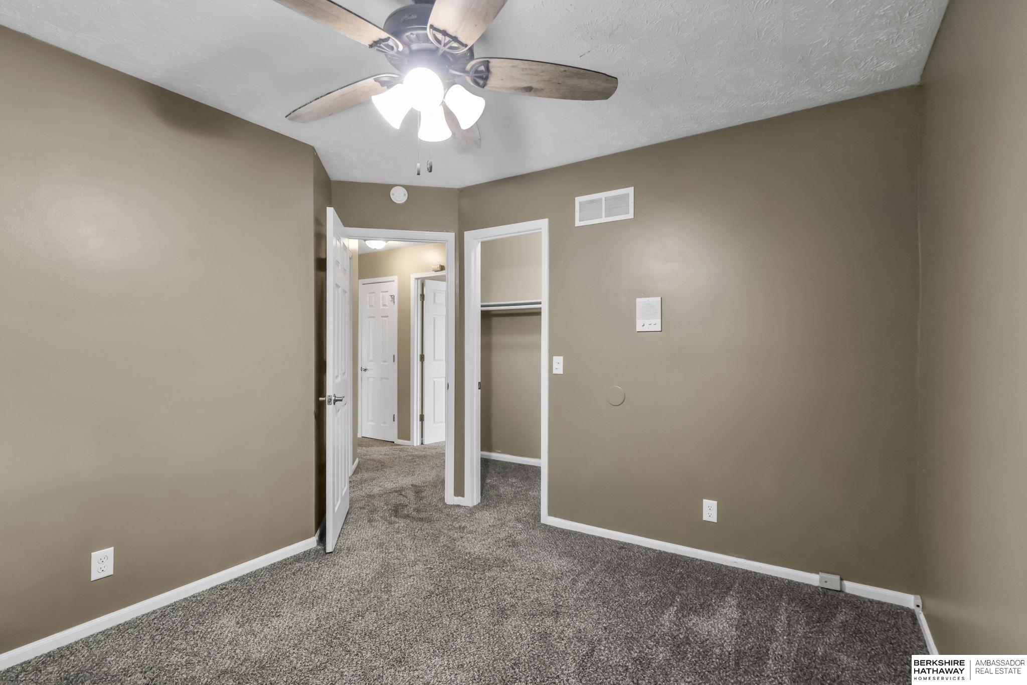 Papillion, Nebraska 68046, United States, 4 Bedrooms Bedrooms, ,3 BathroomsBathrooms,Residential,Active,220712