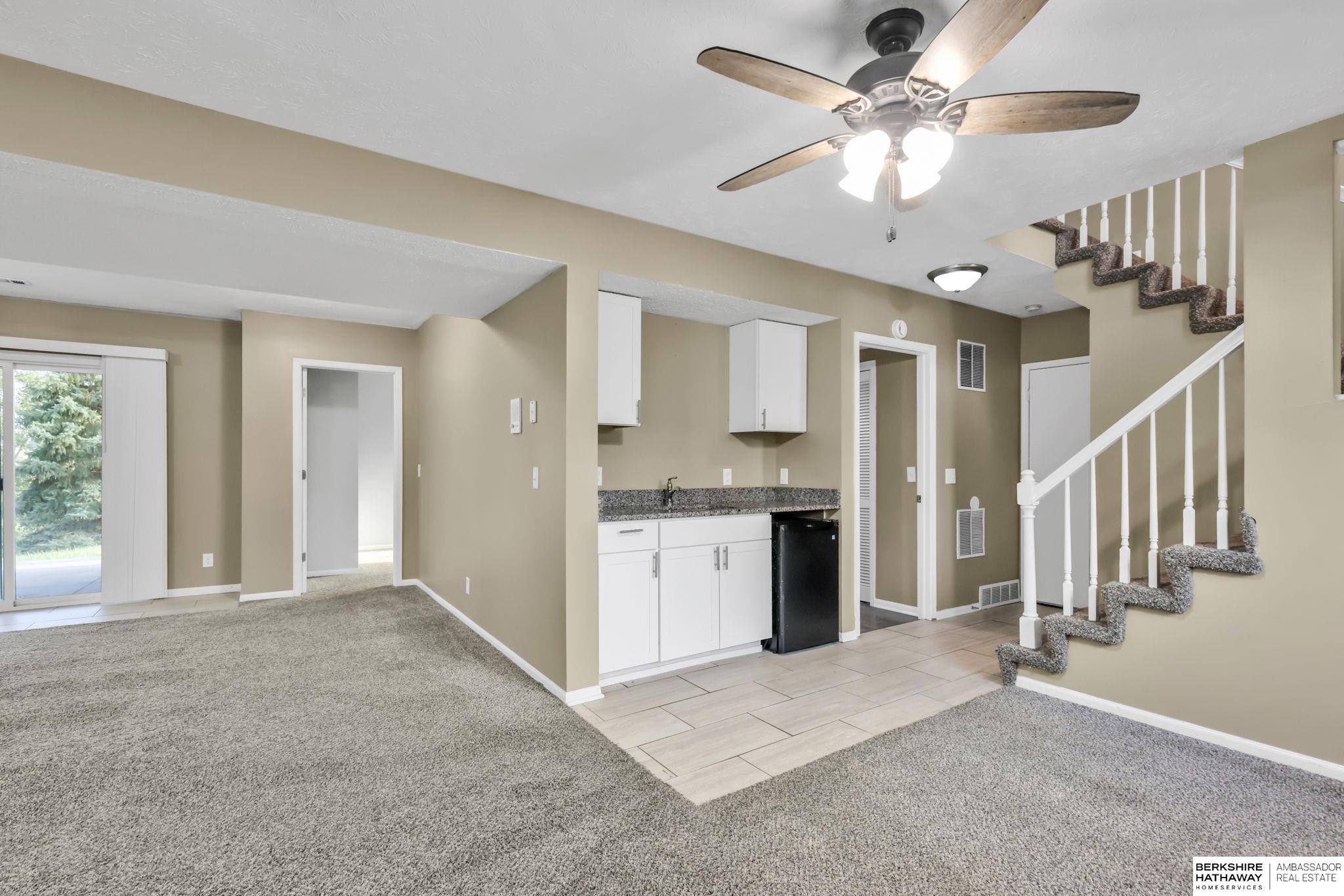 Papillion, Nebraska 68046, United States, 4 Bedrooms Bedrooms, ,3 BathroomsBathrooms,Residential,Active,220712