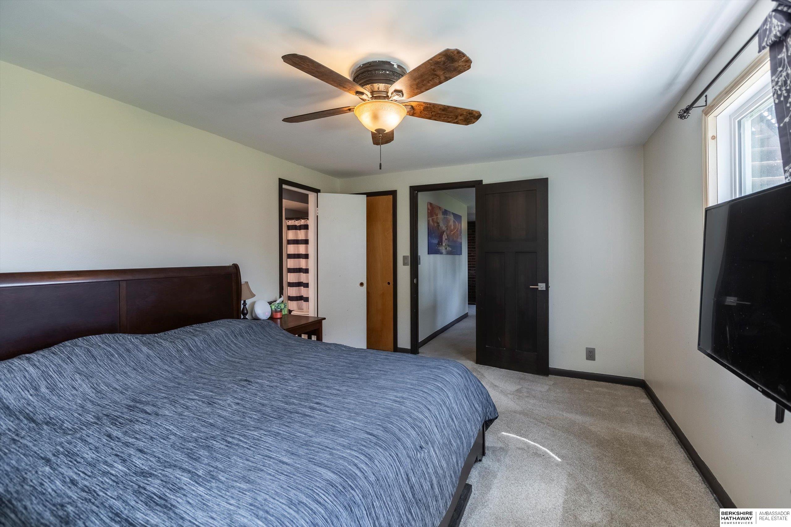 Omaha, Nebraska 68134, United States, 3 Bedrooms Bedrooms, ,2 BathroomsBathrooms,Residential,Active,221920