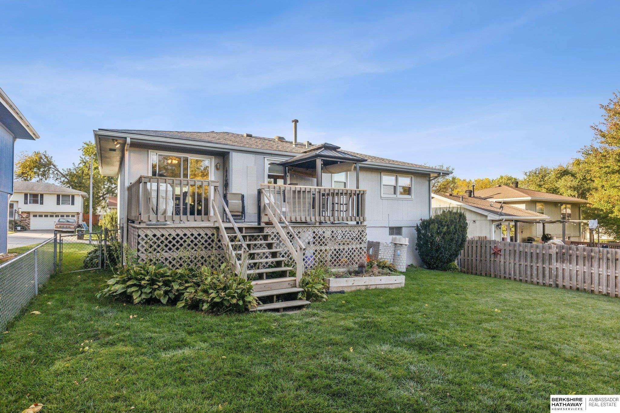 Omaha, Nebraska 68137, United States, 3 Bedrooms Bedrooms, ,2 BathroomsBathrooms,Residential,Active,256835