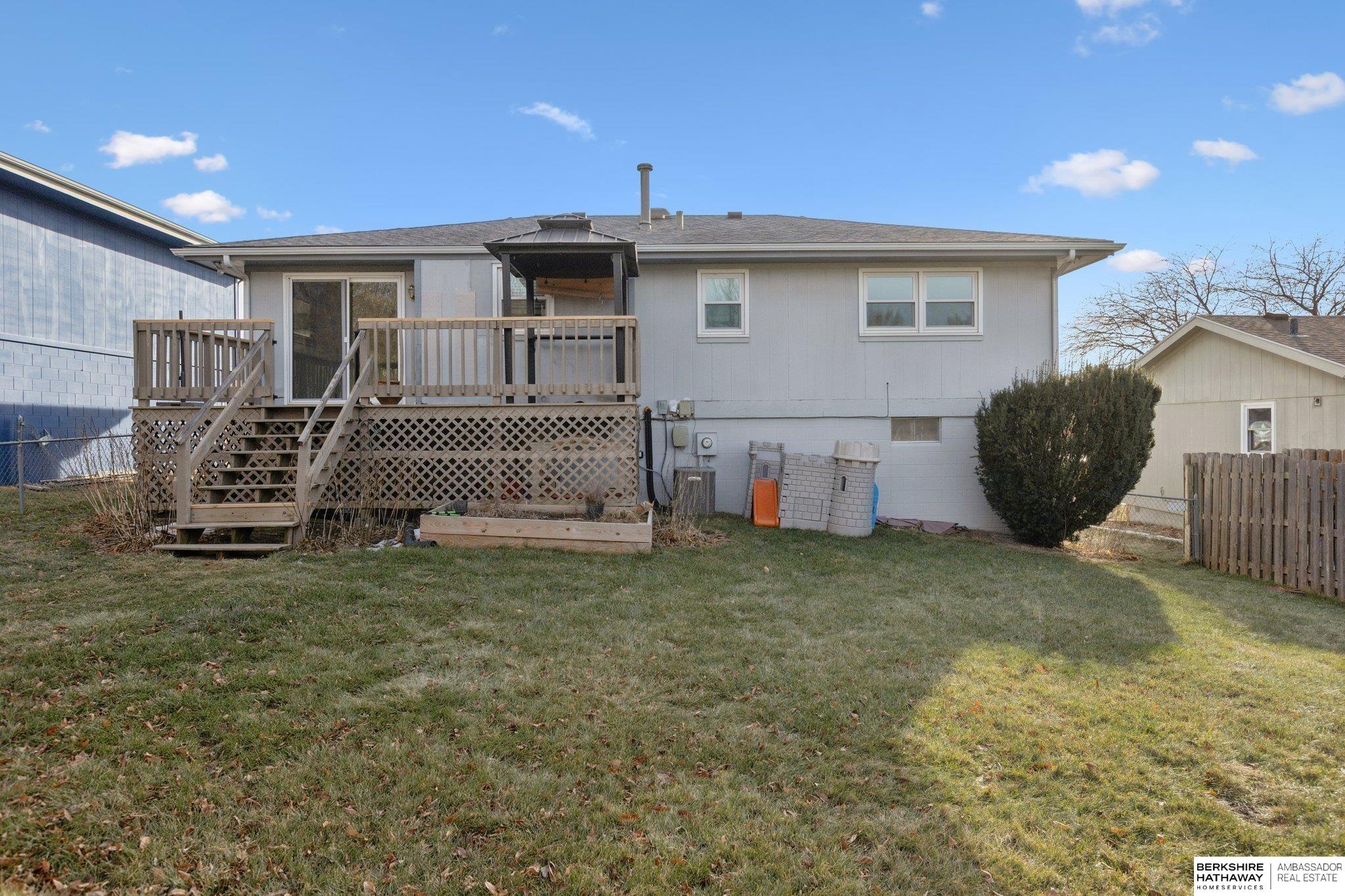 Omaha, Nebraska 68137, United States, 3 Bedrooms Bedrooms, ,2 BathroomsBathrooms,Residential,Active,256835