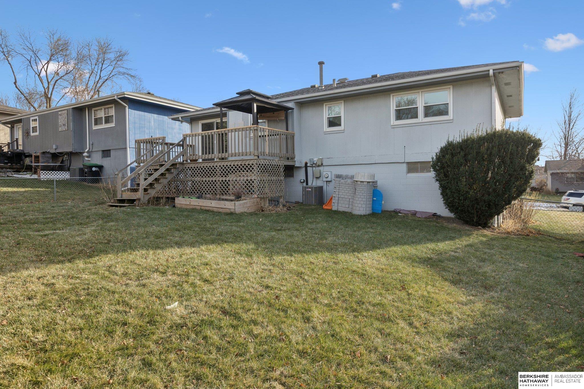 Omaha, Nebraska 68137, United States, 3 Bedrooms Bedrooms, ,2 BathroomsBathrooms,Residential,Active,256835