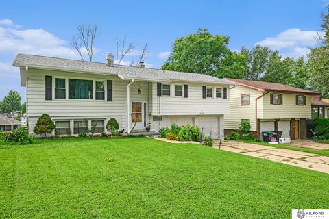 Photo of 5029 Arbor Circle, Omaha, NE 68106 (MLS # 22521725)