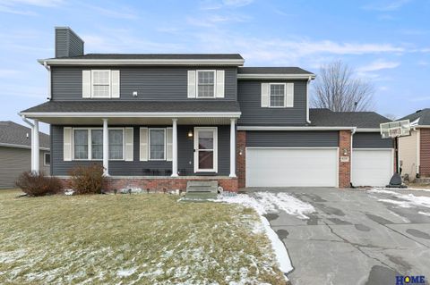 Photo of 6550 Blackstone Road, Lincoln, NE 68526 (MLS # 22607647)