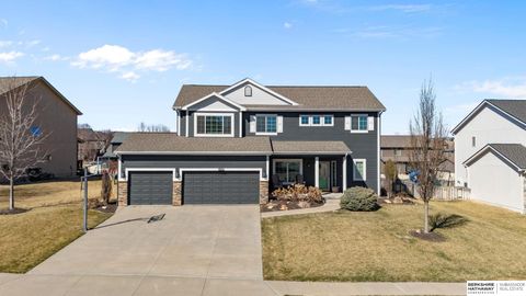 Photo of 17302 Larimore Avenue, Omaha, NE 68116 (MLS # 22607206)