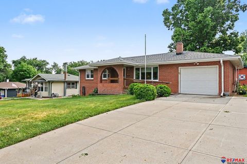 Photo of 1107 Oke Street, Papillion, NE 68046 (MLS # 22613847)