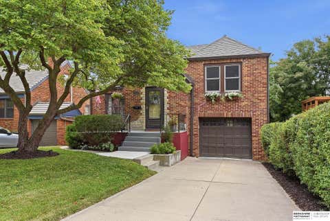 Photo of 5123 Lake Street, Omaha, NE 68104 (MLS # 22621158)