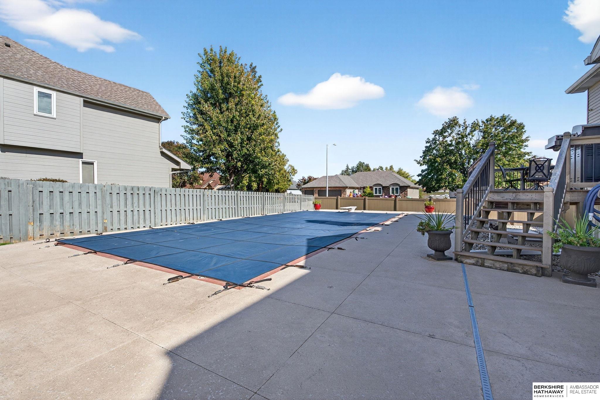 Papillion, Nebraska 68046, United States, 5 Bedrooms Bedrooms, ,3 BathroomsBathrooms,Residential,Active,228996