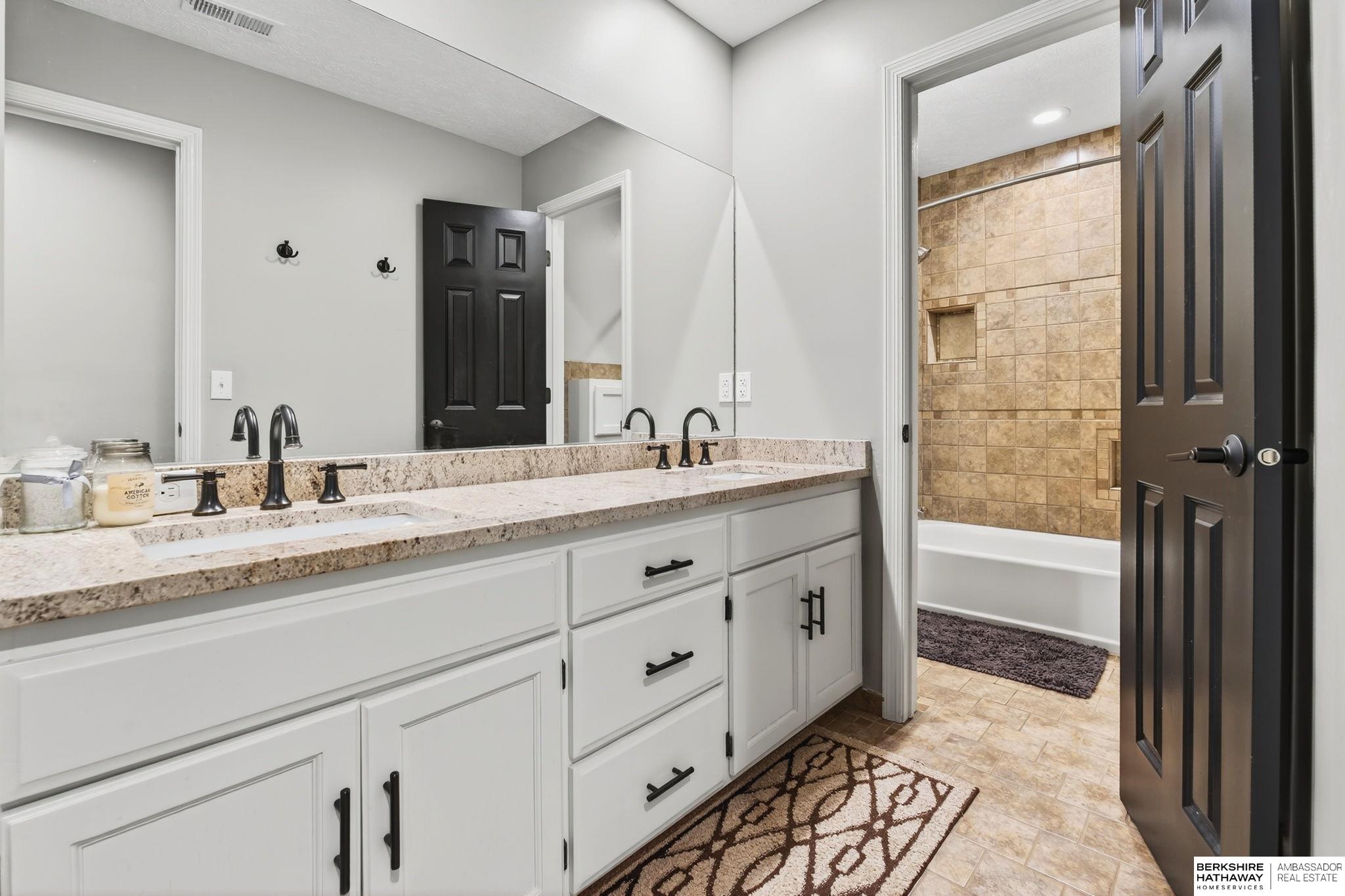 Papillion, Nebraska 68046, United States, 5 Bedrooms Bedrooms, ,3 BathroomsBathrooms,Residential,Active,228996