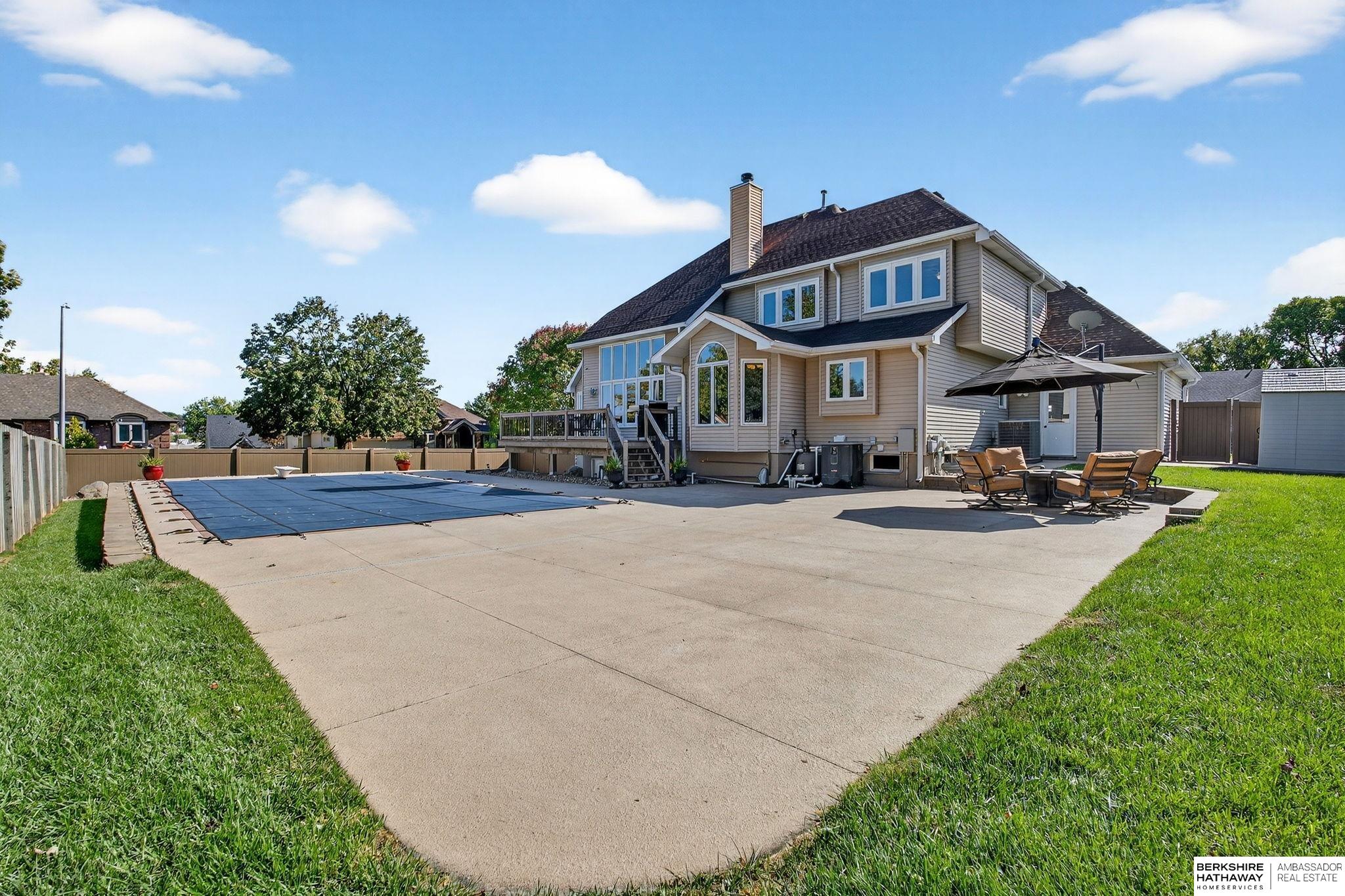 Papillion, Nebraska 68046, United States, 5 Bedrooms Bedrooms, ,3 BathroomsBathrooms,Residential,Active,228996